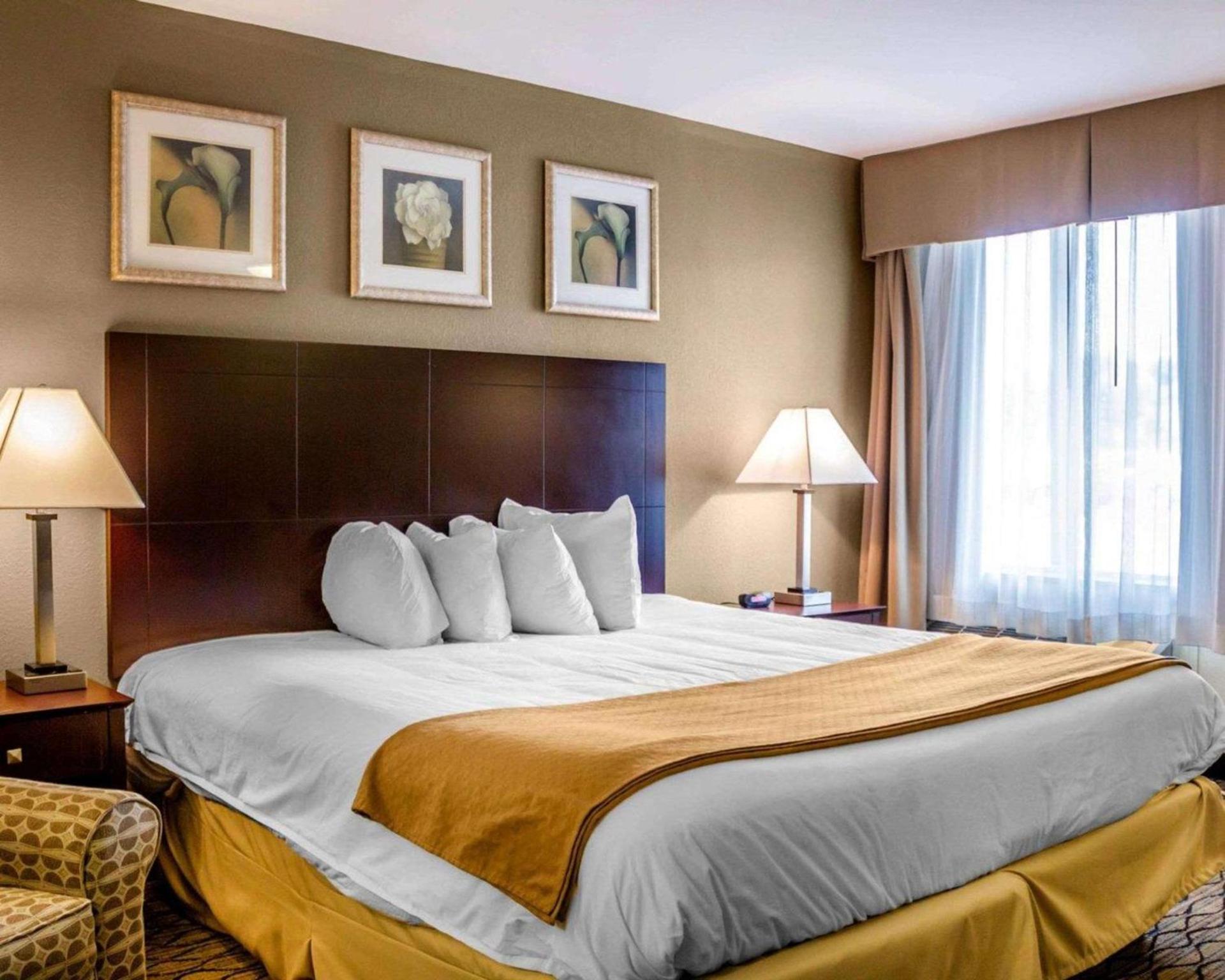 Quality Inn Waterbury East photo 21