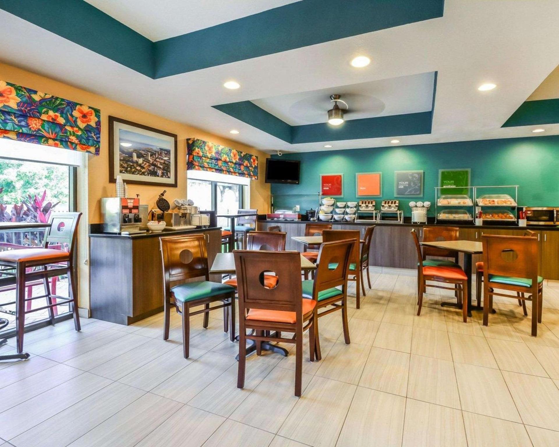 Comfort Suites Tampa - Brandon photo 19