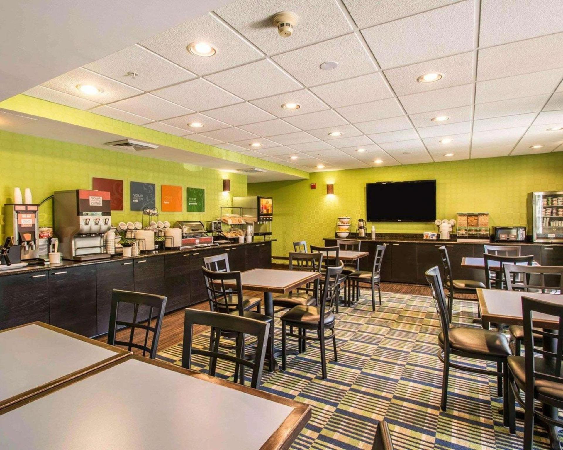 Comfort Inn & Suites Lantana - West Palm Beach South photo 20