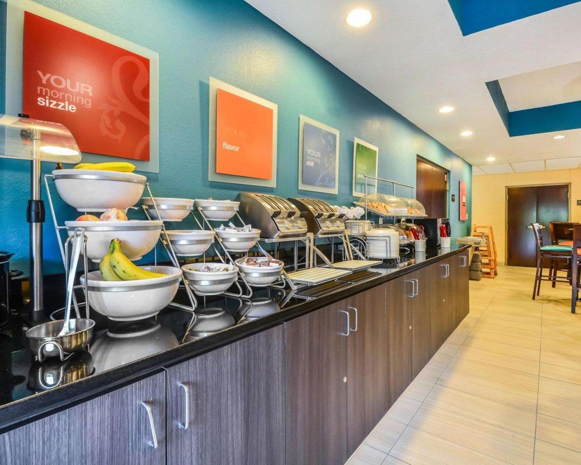 Comfort Suites Tampa - Brandon photo 12
