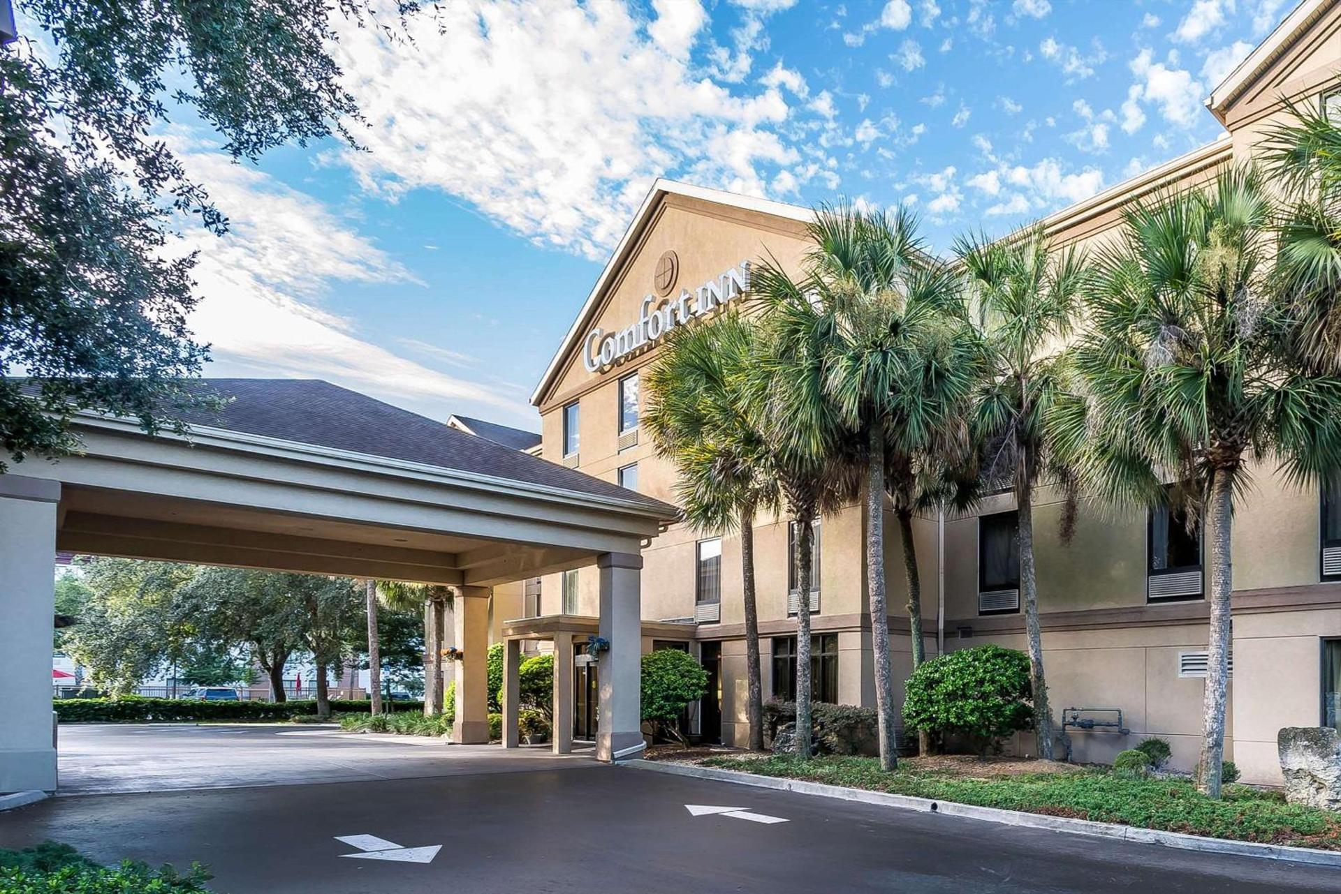 Comfort Inn University photo 1