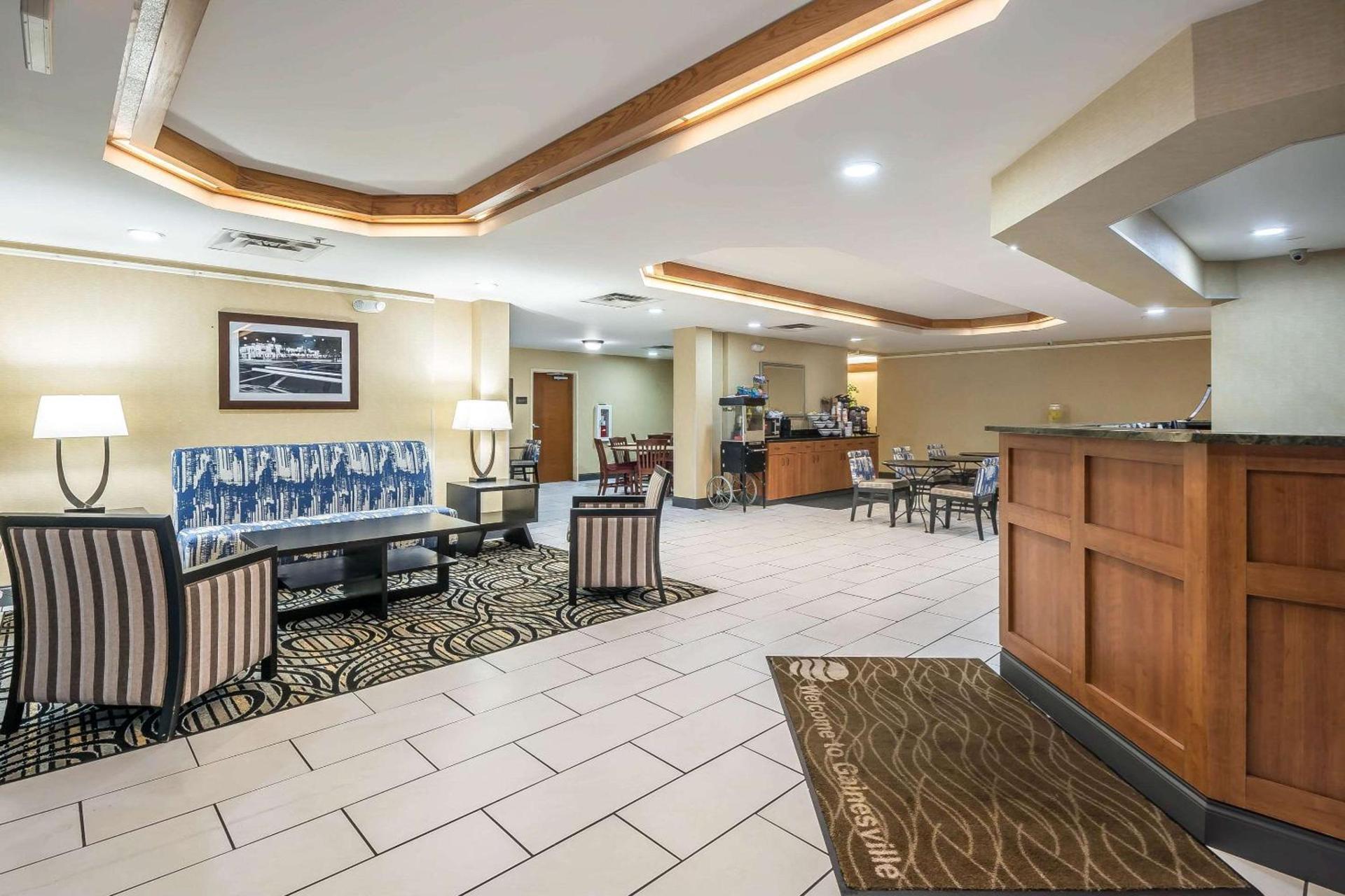 Comfort Inn University photo 15