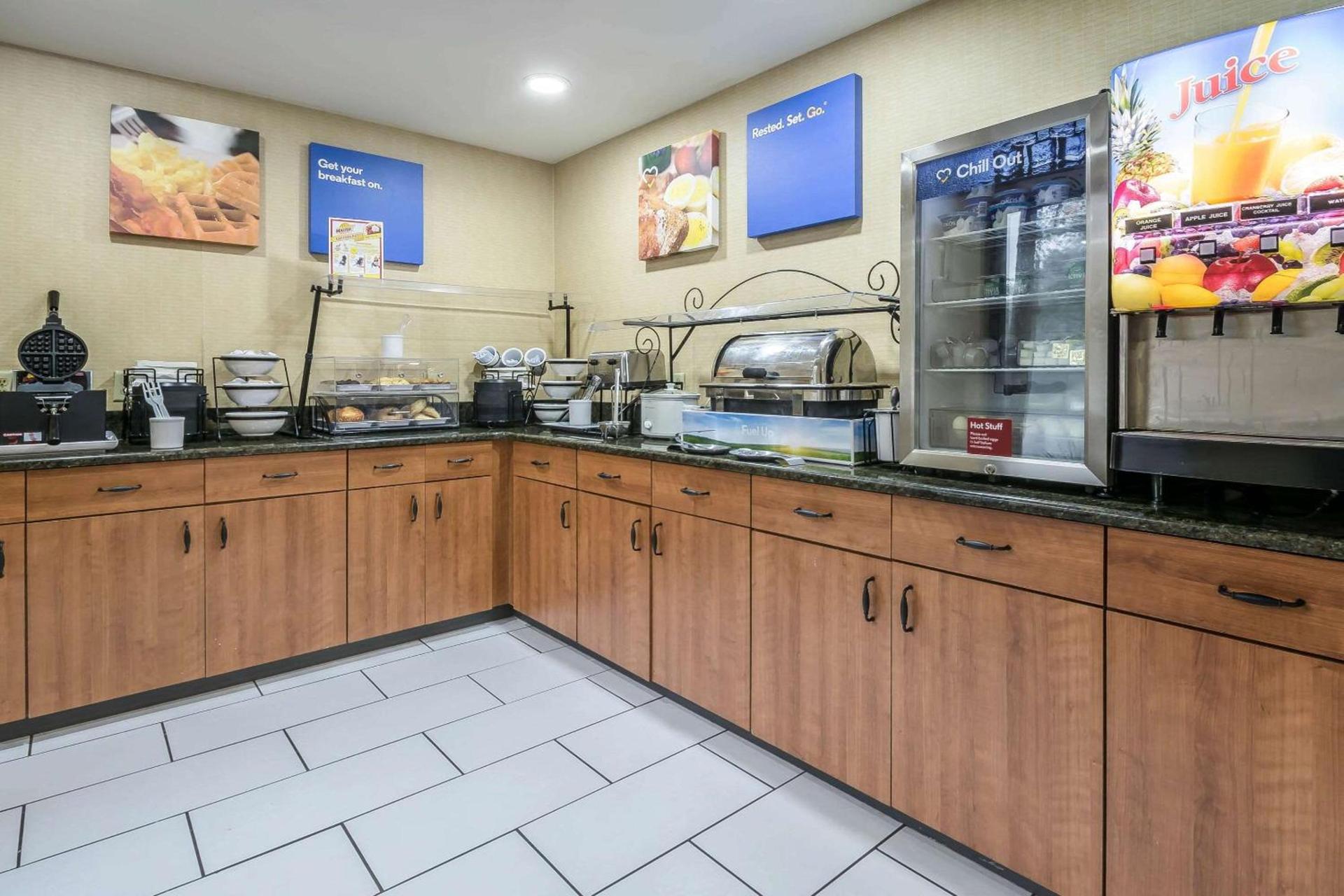 Comfort Inn University photo 4