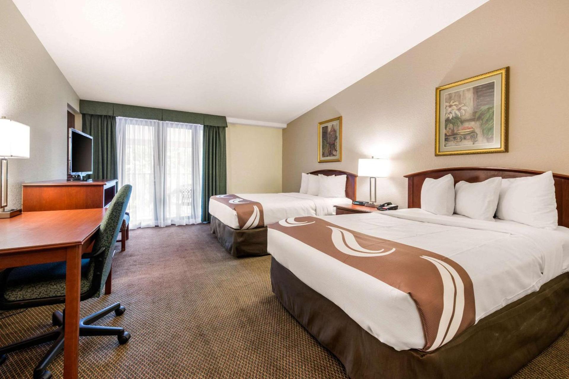 Quality Inn & Suites Tarpon Springs South photo 10