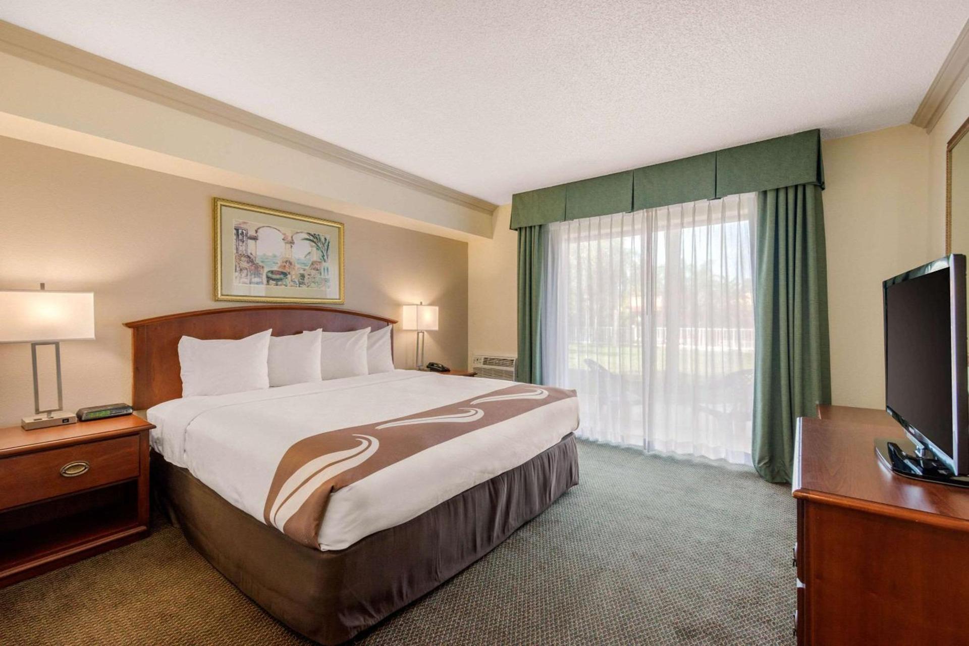 Quality Inn & Suites Tarpon Springs South photo 24