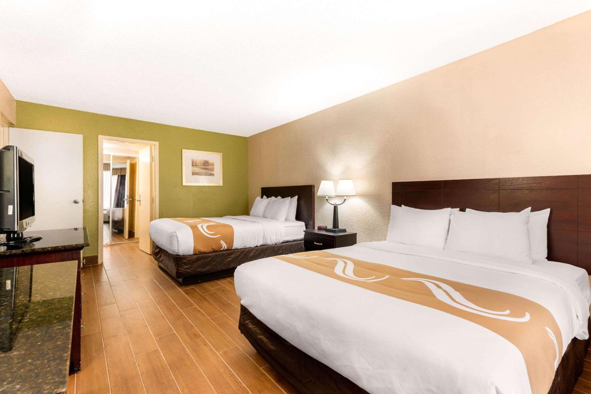 Quality Inn & Suites Orlando Airport photo 9