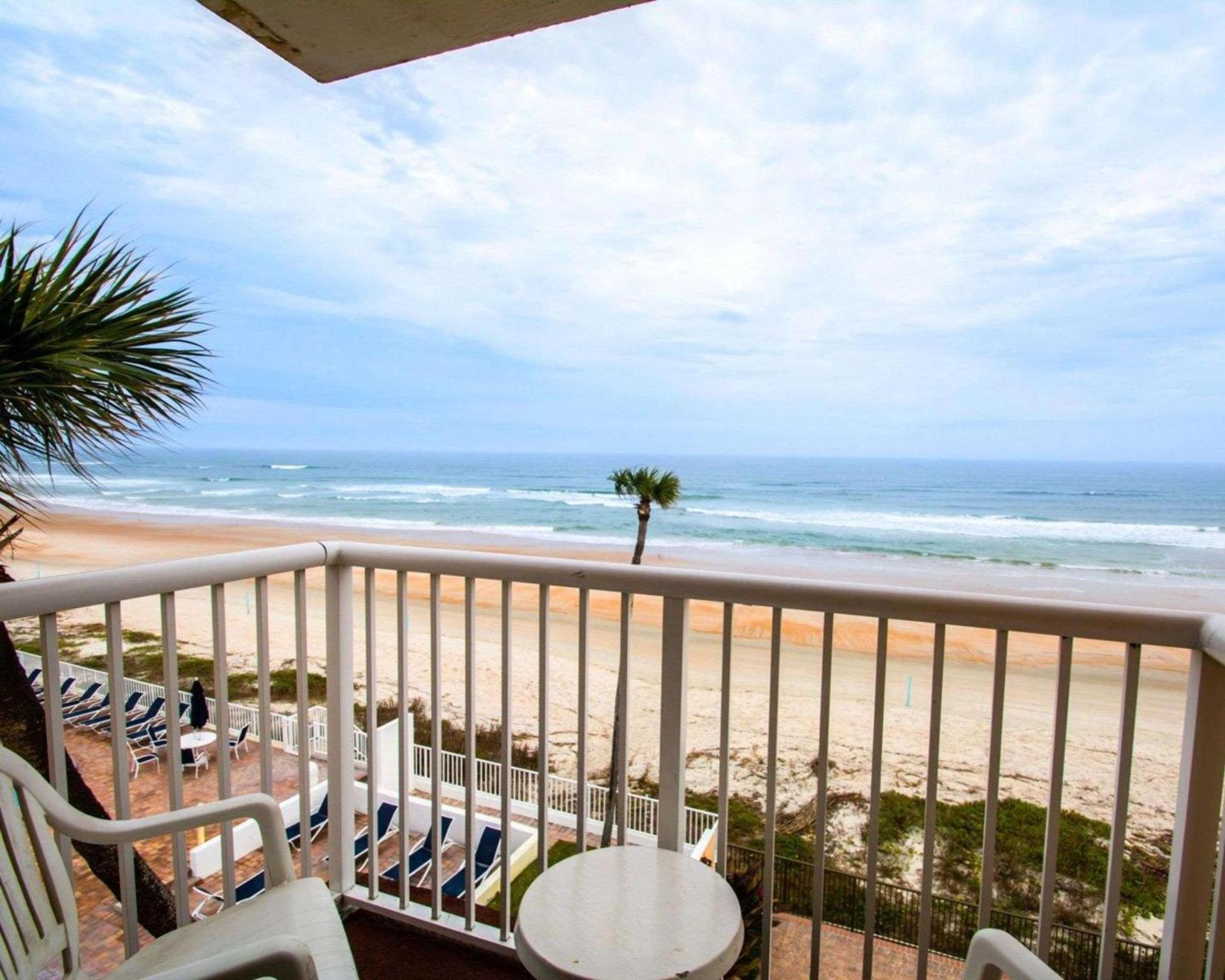 Comfort Inn & Suites Ormond Beach Oceanfront photo 9