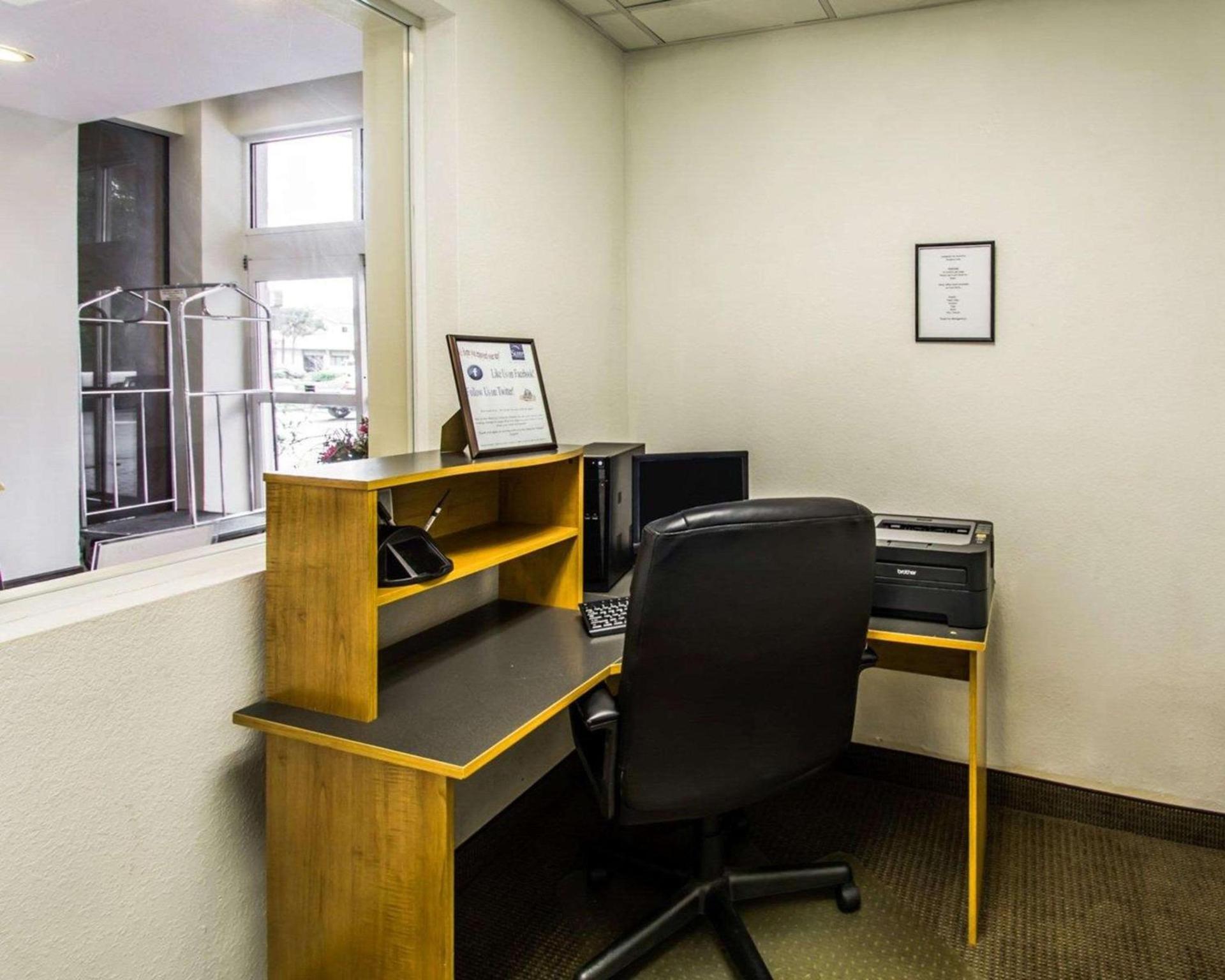 Sleep Inn & Suites Orlando International Airport photo 27