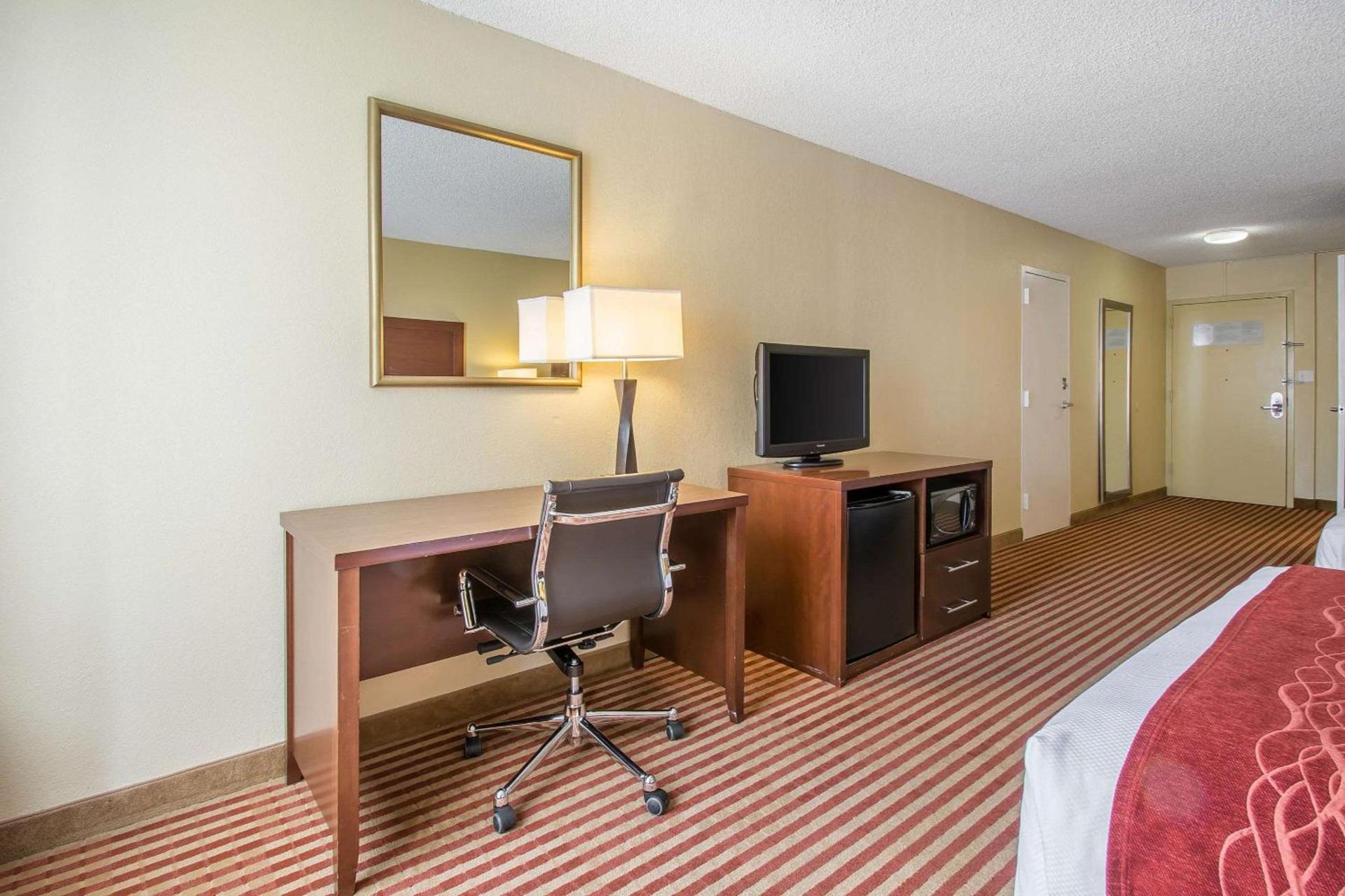 The Adventure Hotel by the Parks photo 11