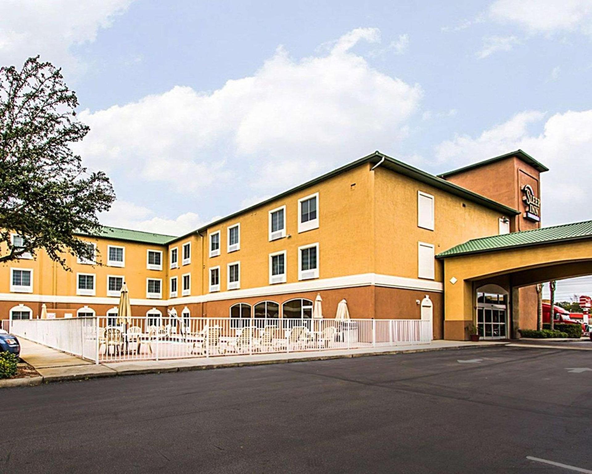 Sleep Inn & Suites Orlando International Airport photo 3