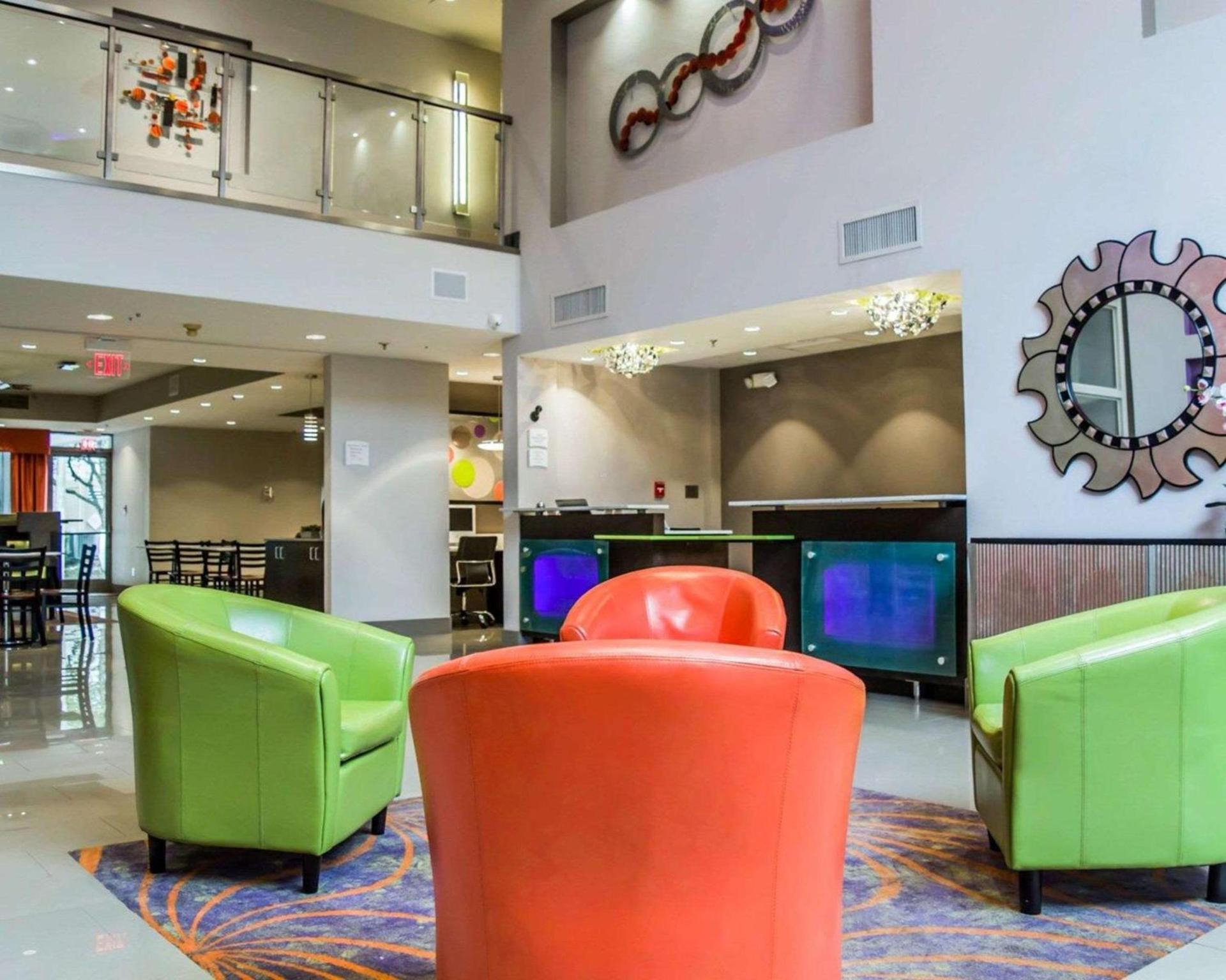 Quality Suites Fort Myers I-75 photo 6