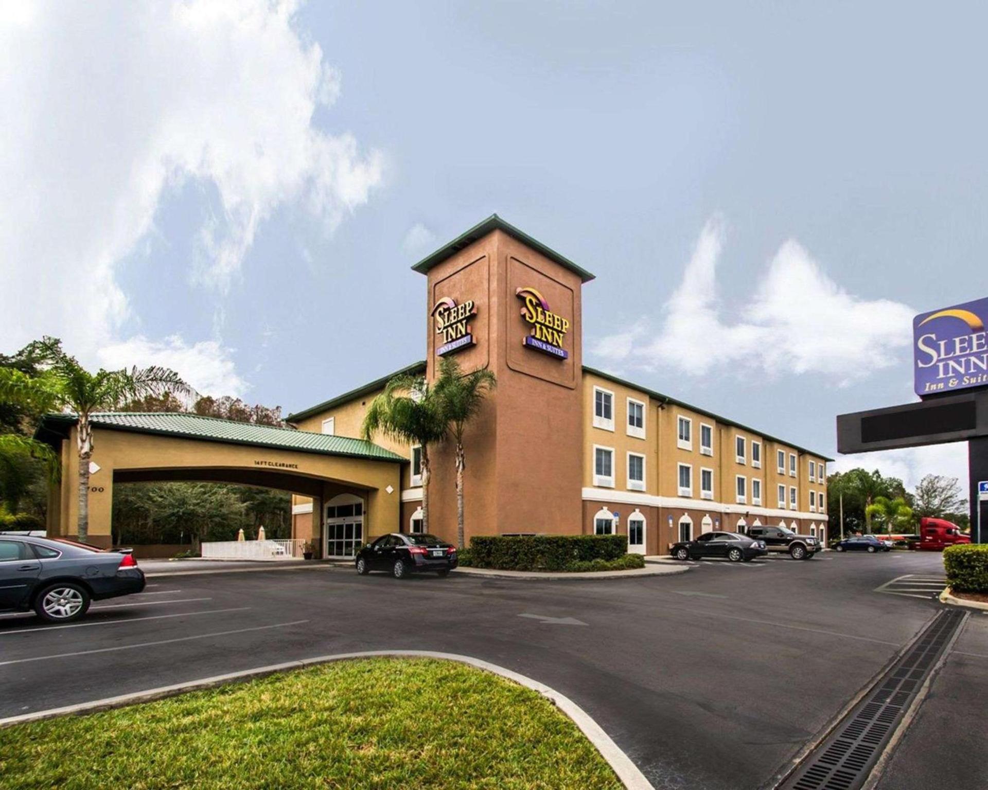 Sleep Inn & Suites Orlando International Airport photo 1