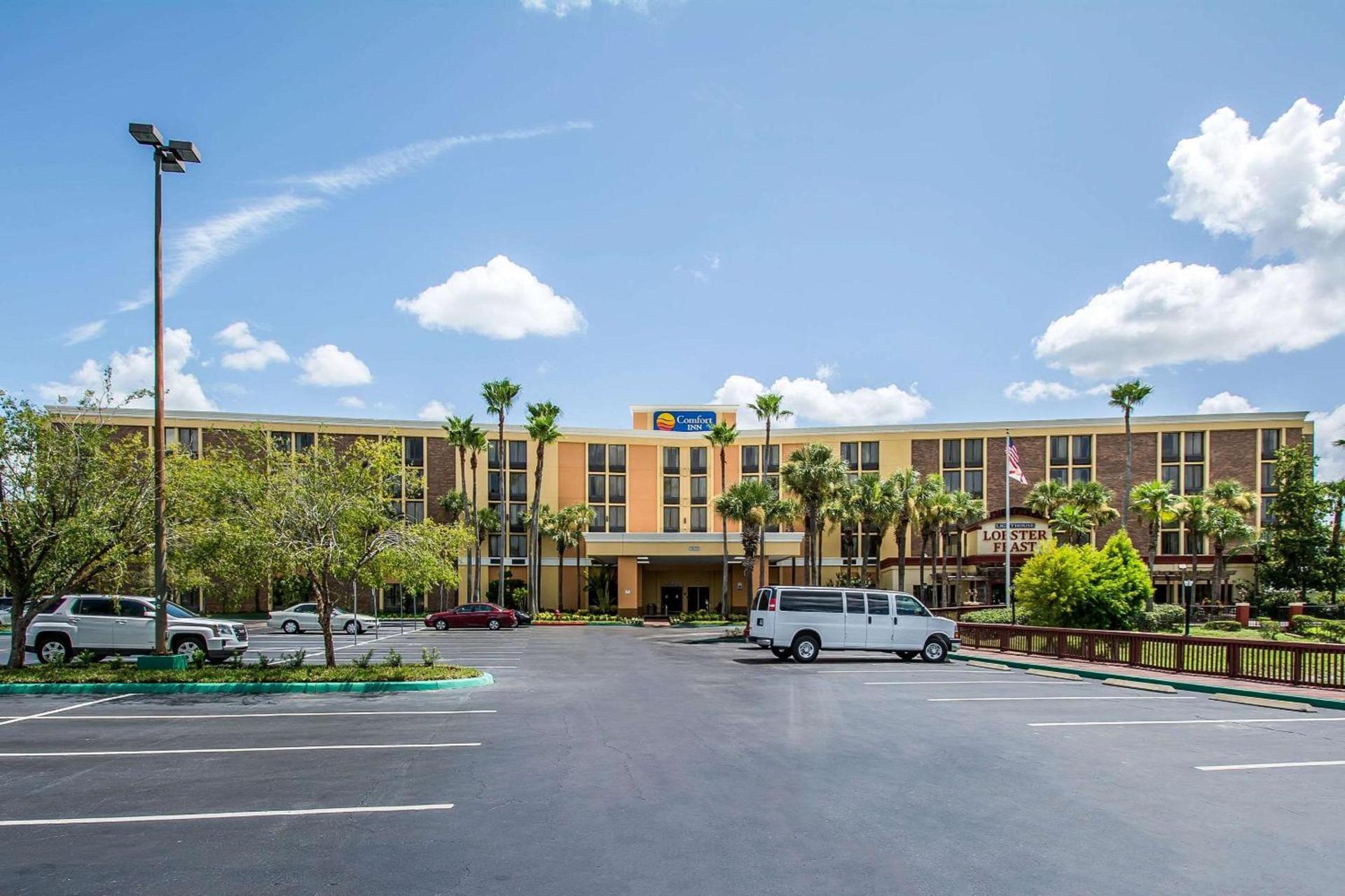 The Adventure Hotel by the Parks photo 4