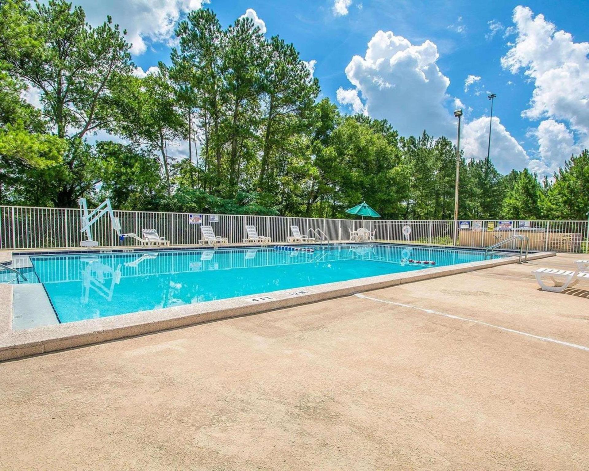 Rodeway Inn Gainesville - University Area photo 21