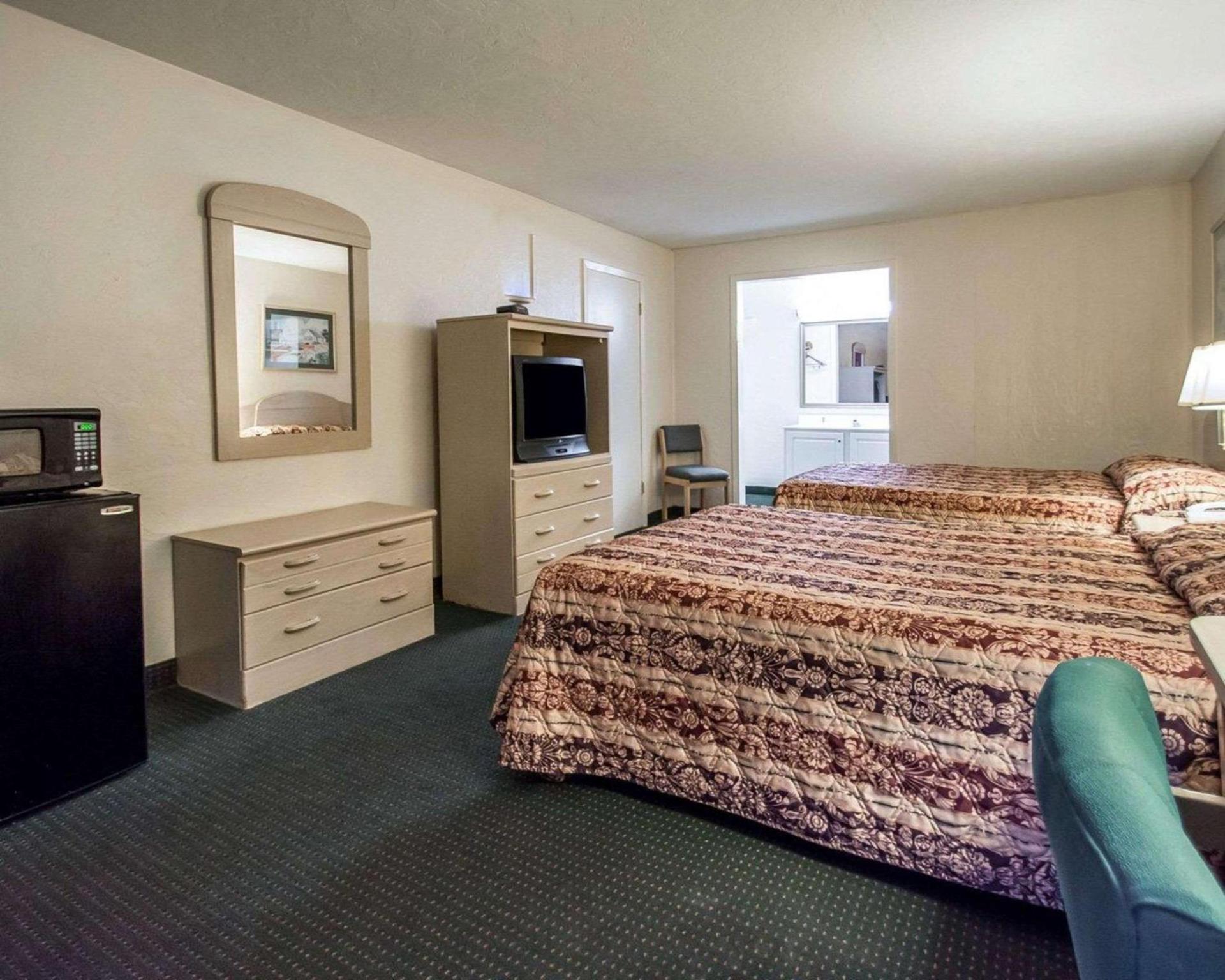 Rodeway Inn Gainesville - University Area photo 22