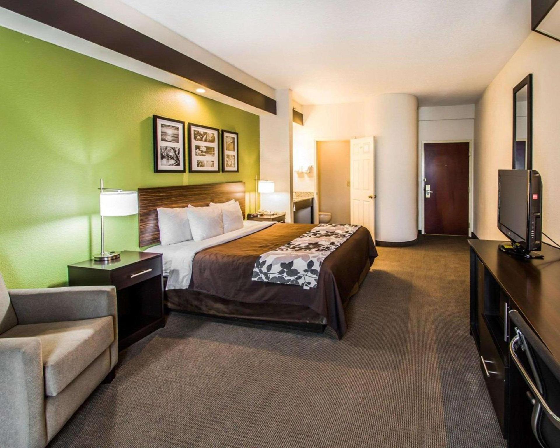 Sleep Inn & Suites Orlando International Airport photo 10