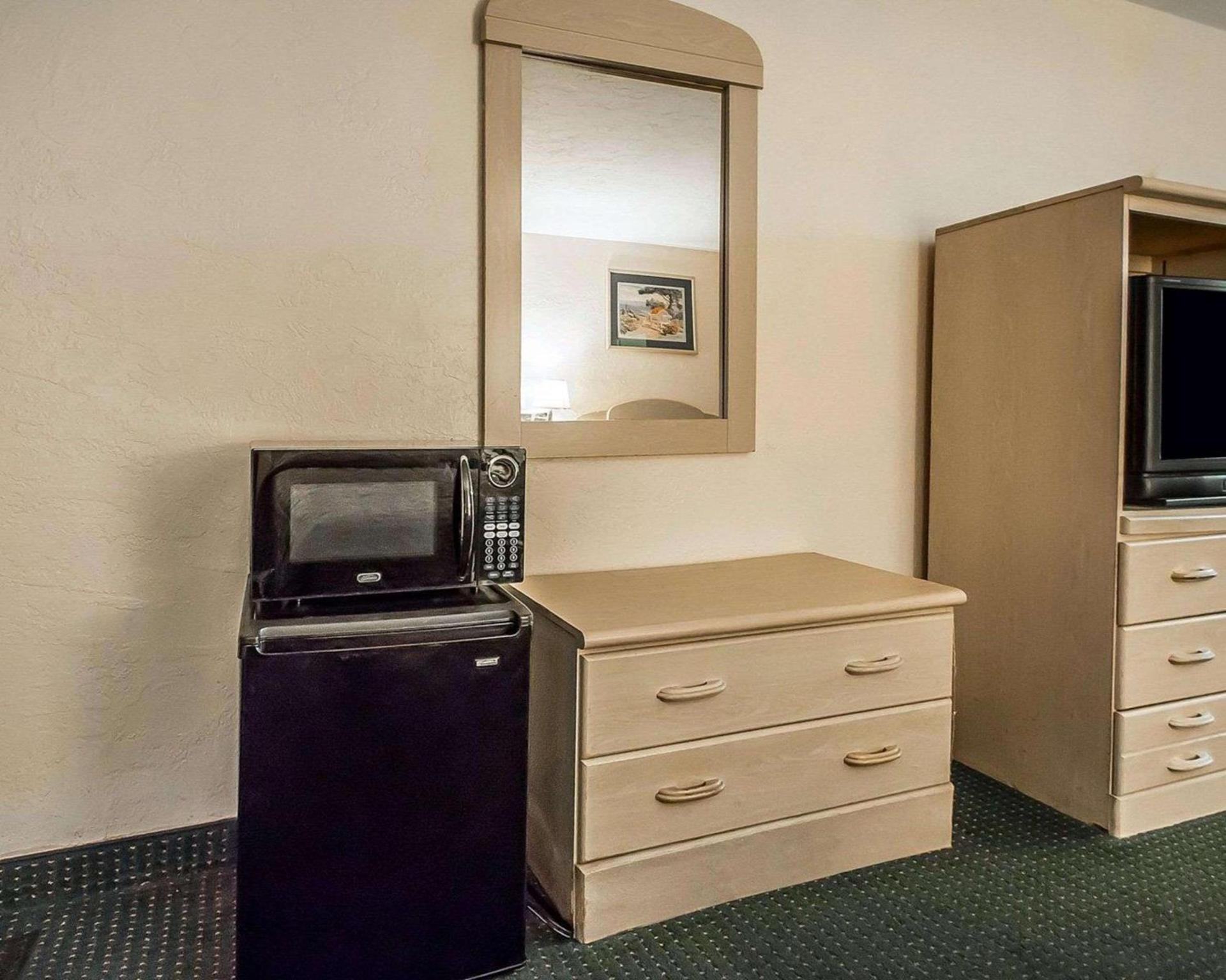 Rodeway Inn Gainesville - University Area photo 27
