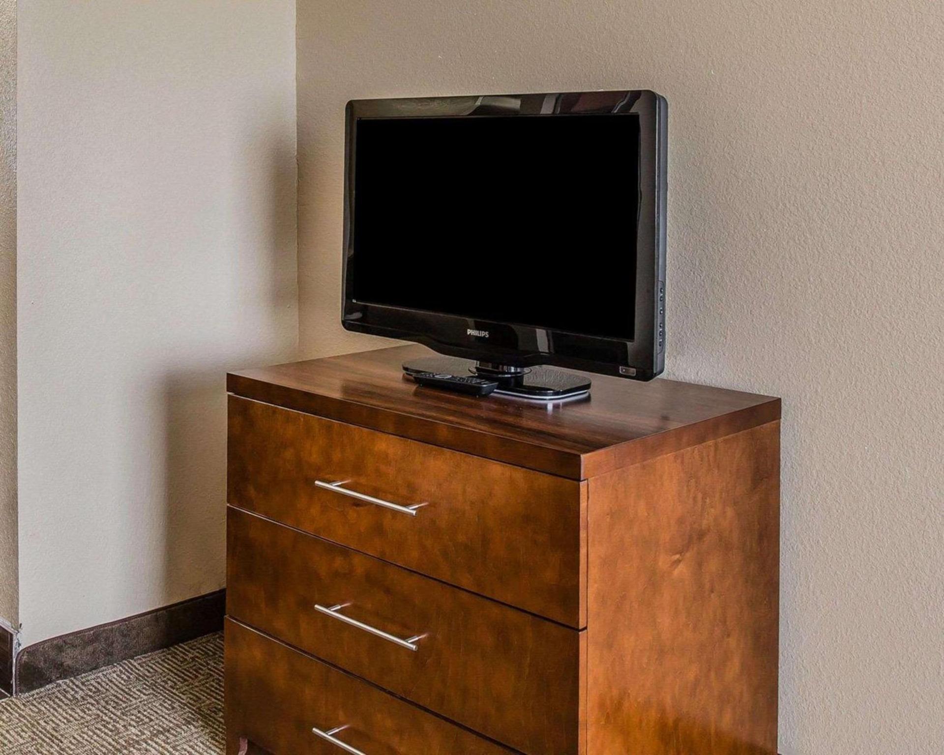 Comfort Inn & Suites Lakeland North I-4 photo 22