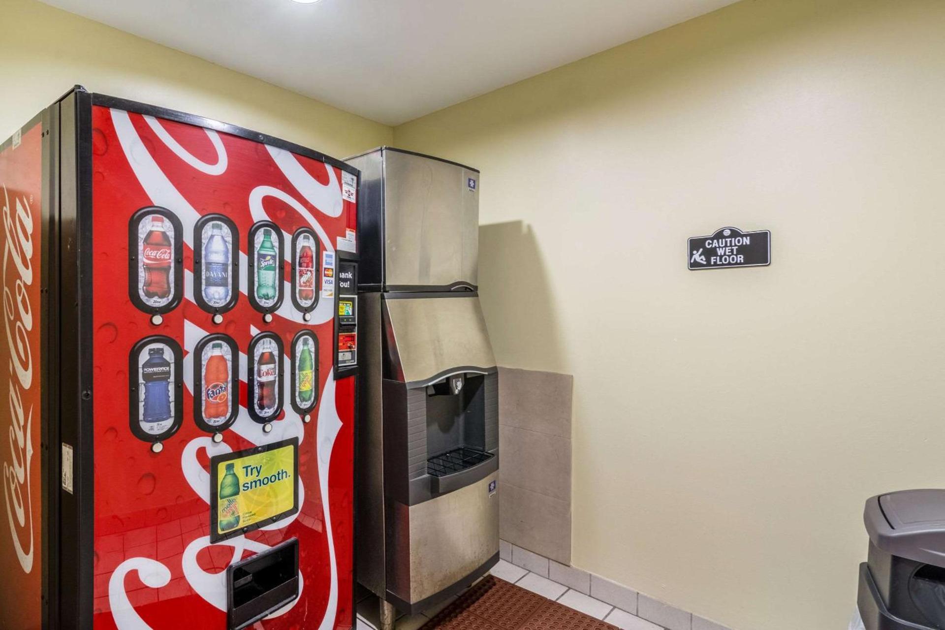 Comfort Inn & Suites Panama City North photo 32