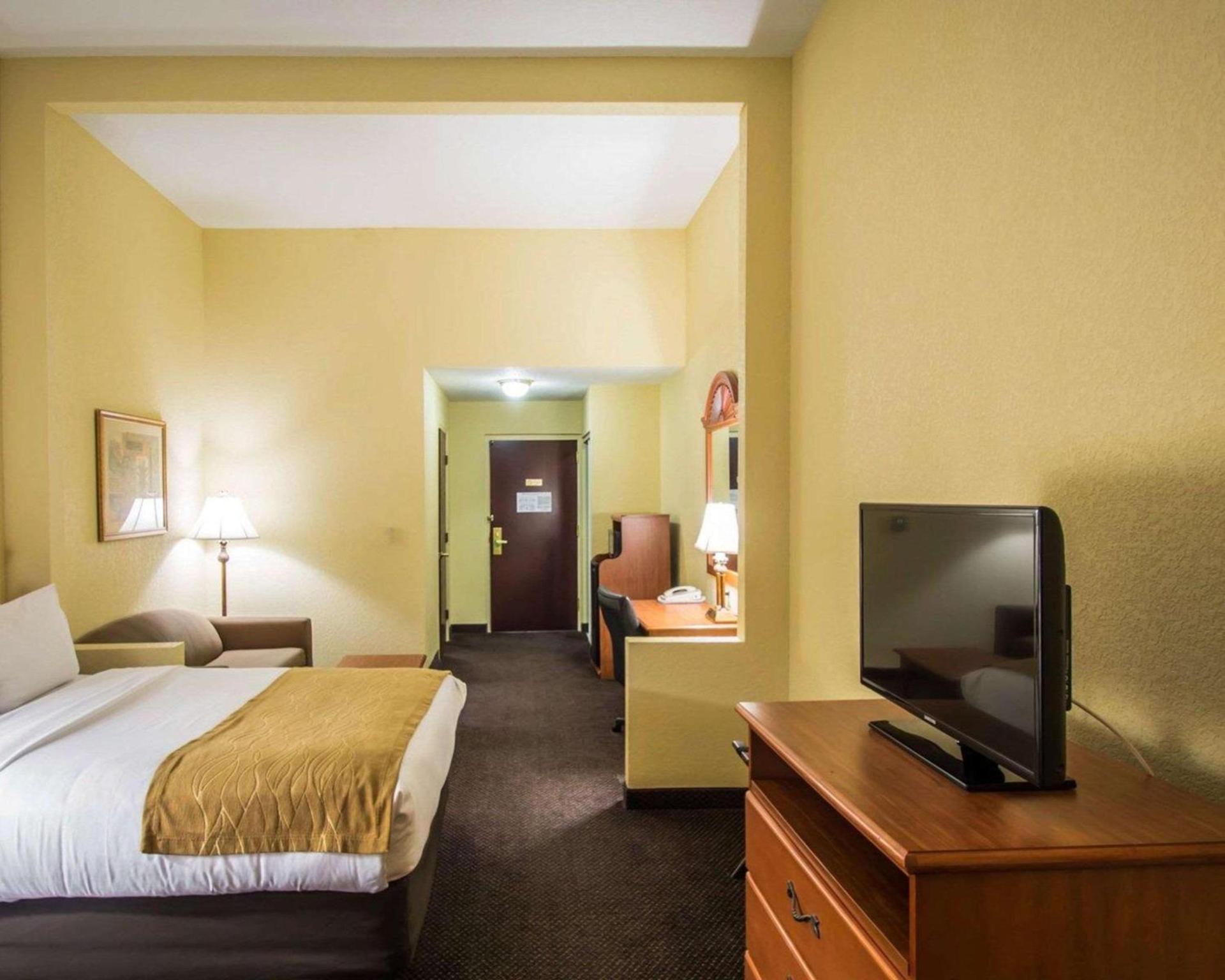 Comfort Inn & Suites Jupiter I-95 photo 23