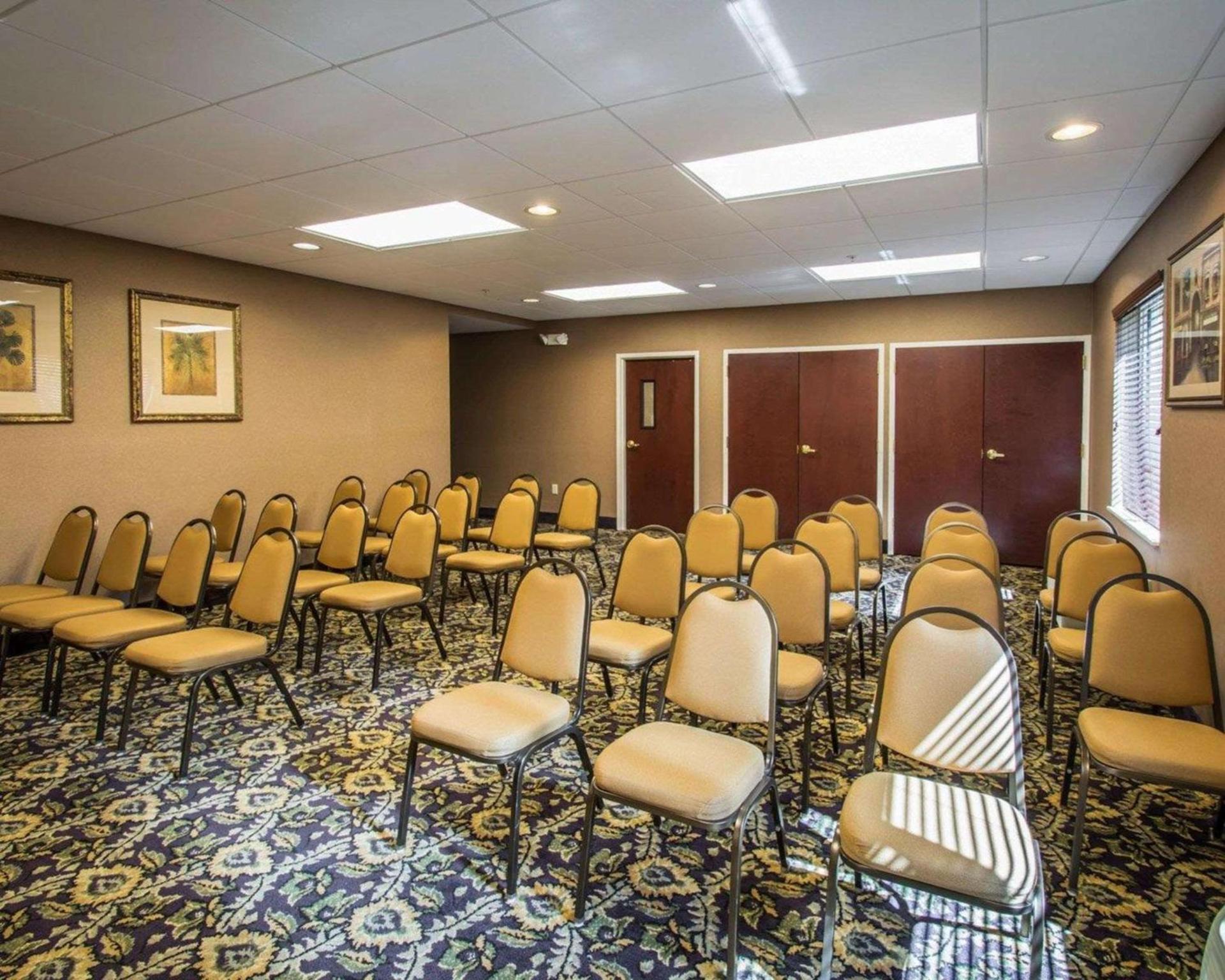 Comfort Inn & Suites Jupiter I-95 photo 25