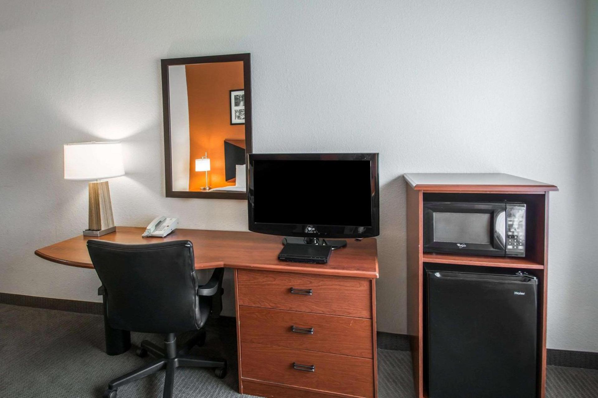 Sleep Inn & Suites Palatka North photo 13