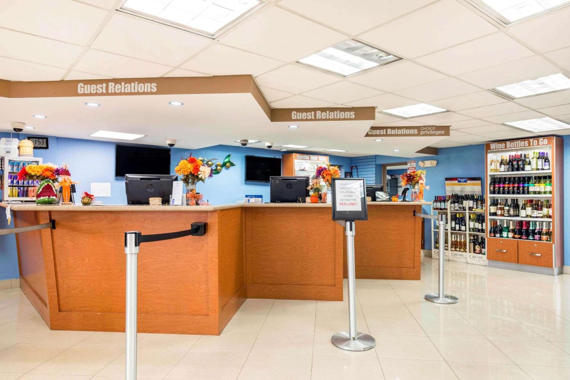 Rodeway Inn & Suites Fort Lauderdale Airport & Cruise Port photo 11