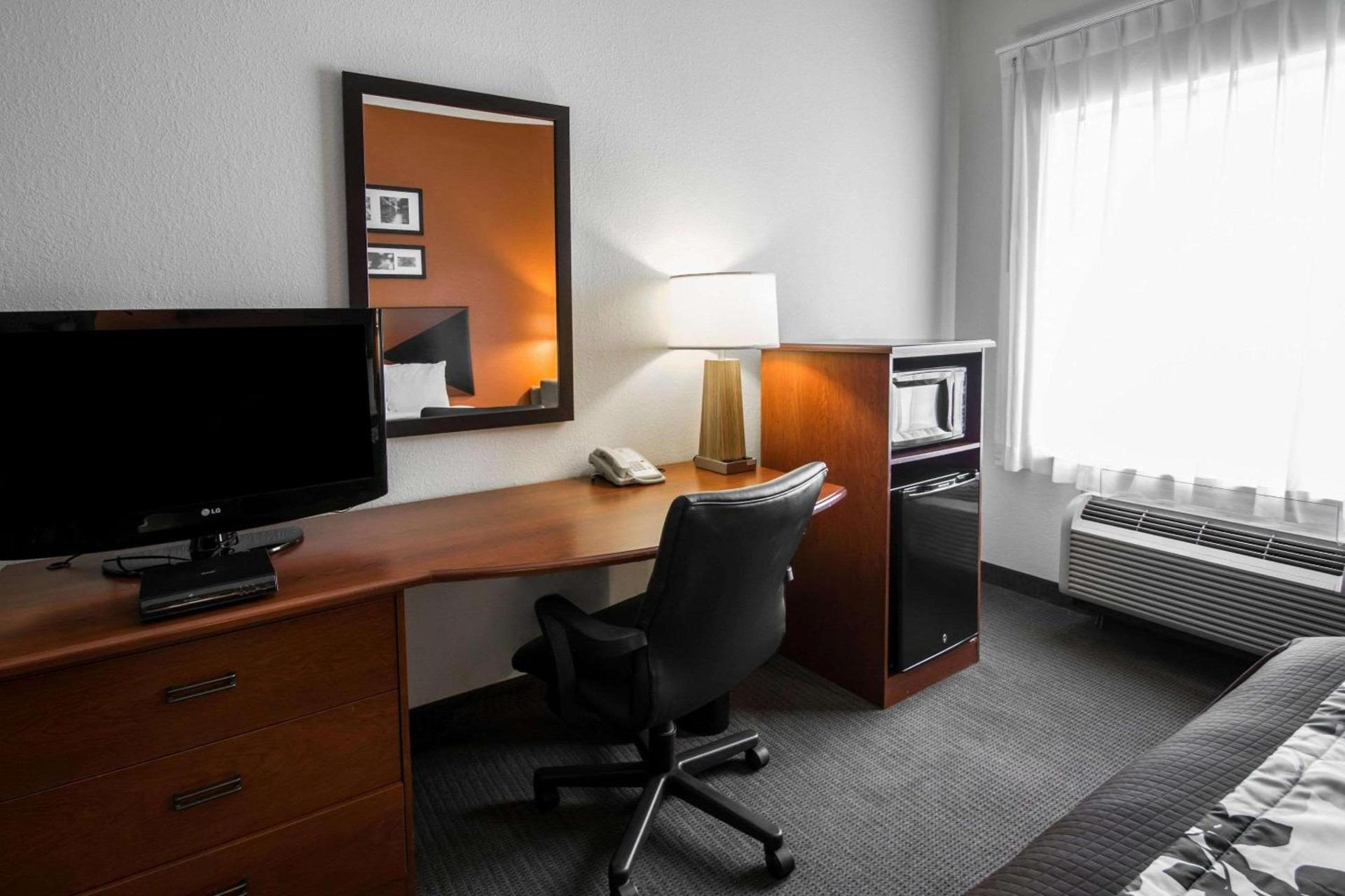 Sleep Inn & Suites Palatka North photo 10
