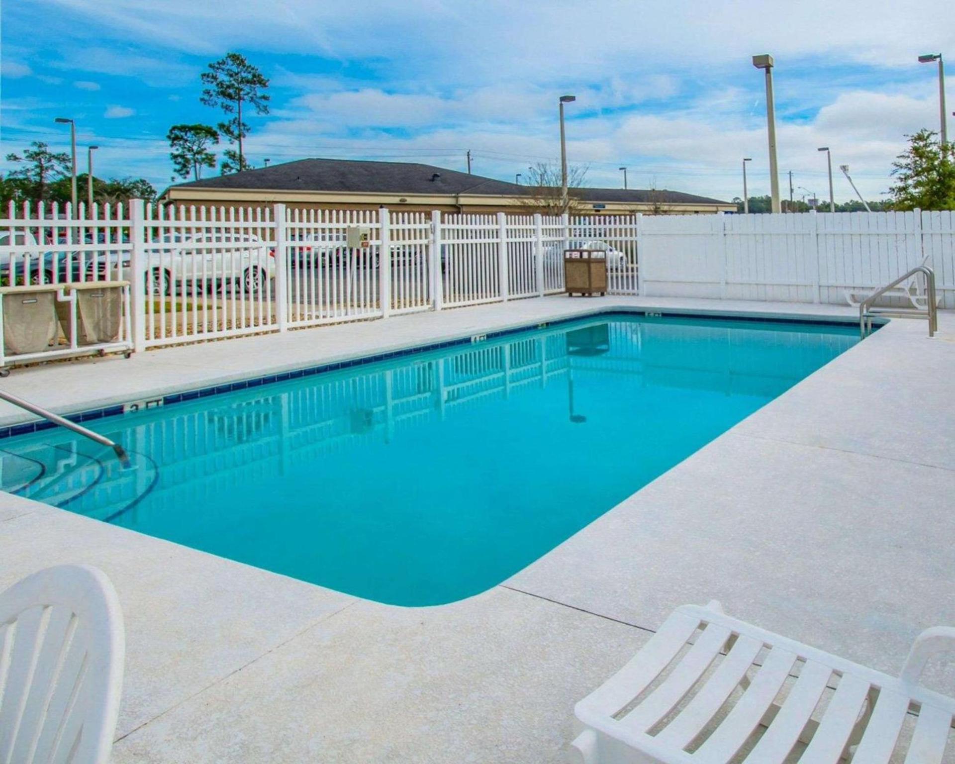 Sleep Inn & Suites Palatka North photo 22