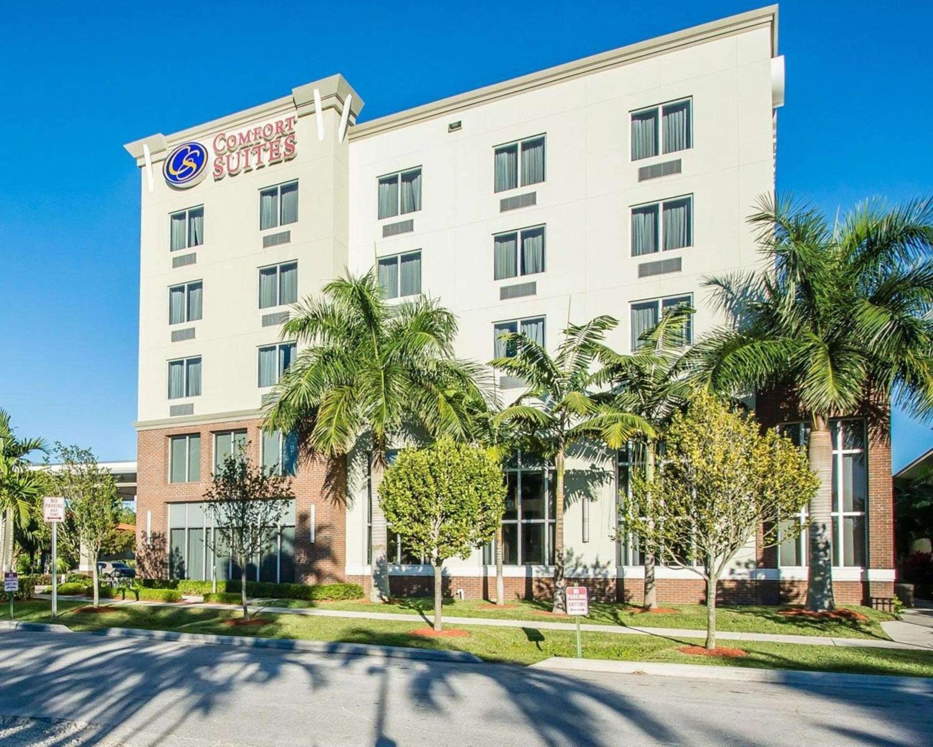 Comfort Suites Miami Airport North photo 20