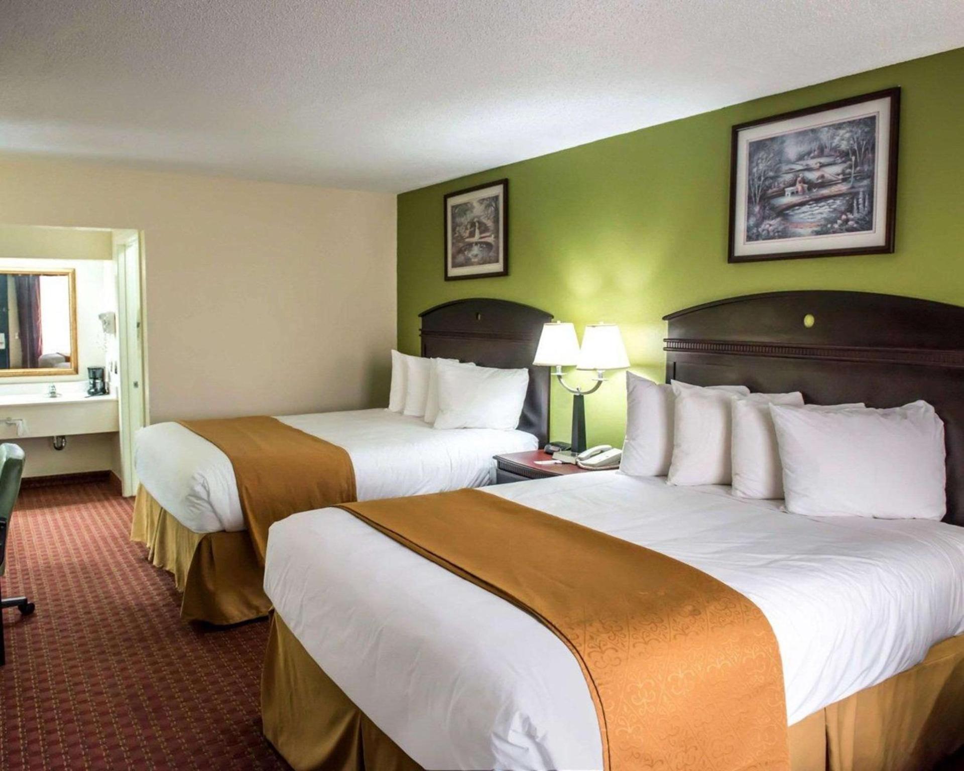 Quality Inn Chipley I-10 at Exit 120 photo 16