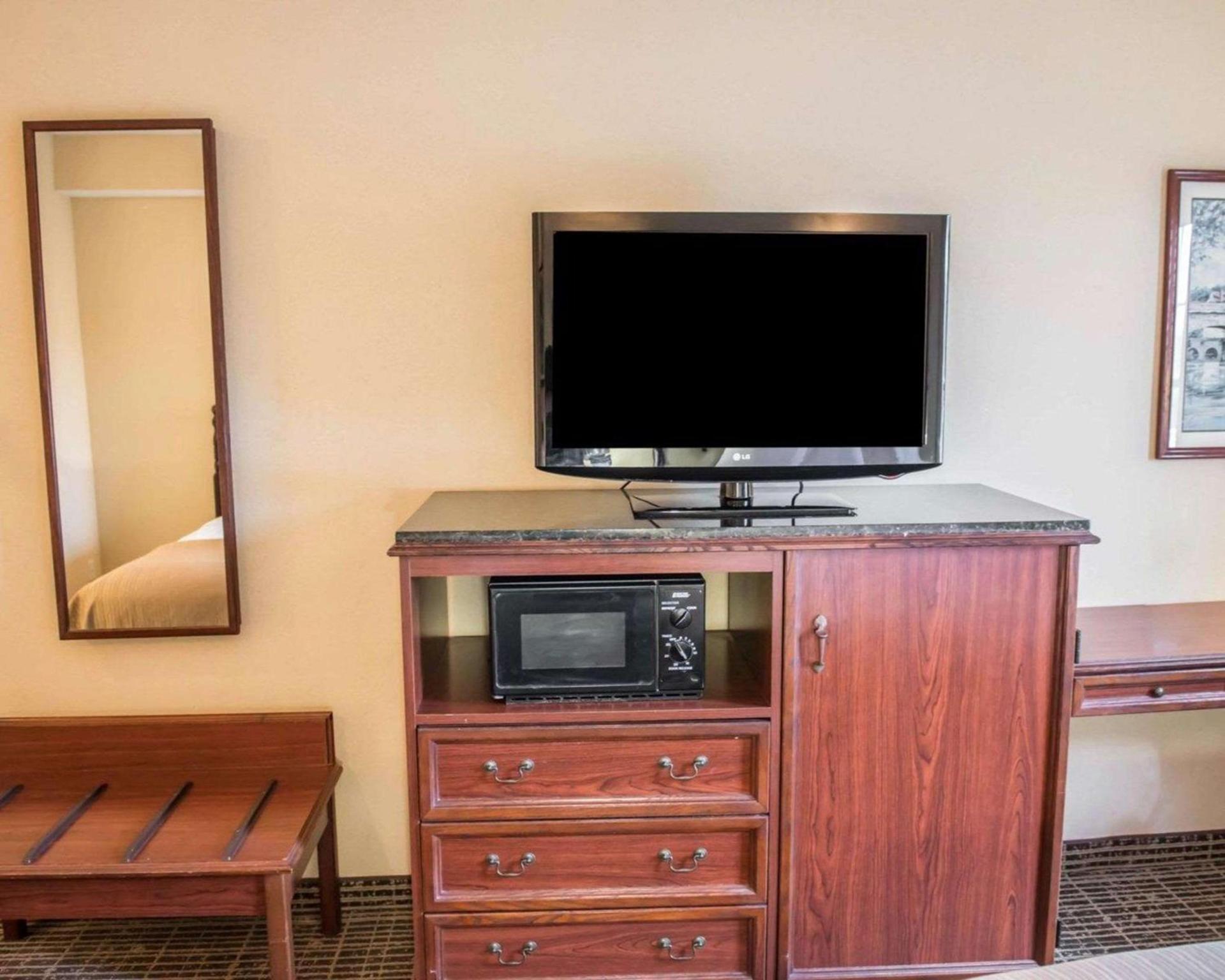 Quality Inn Lake City photo 3