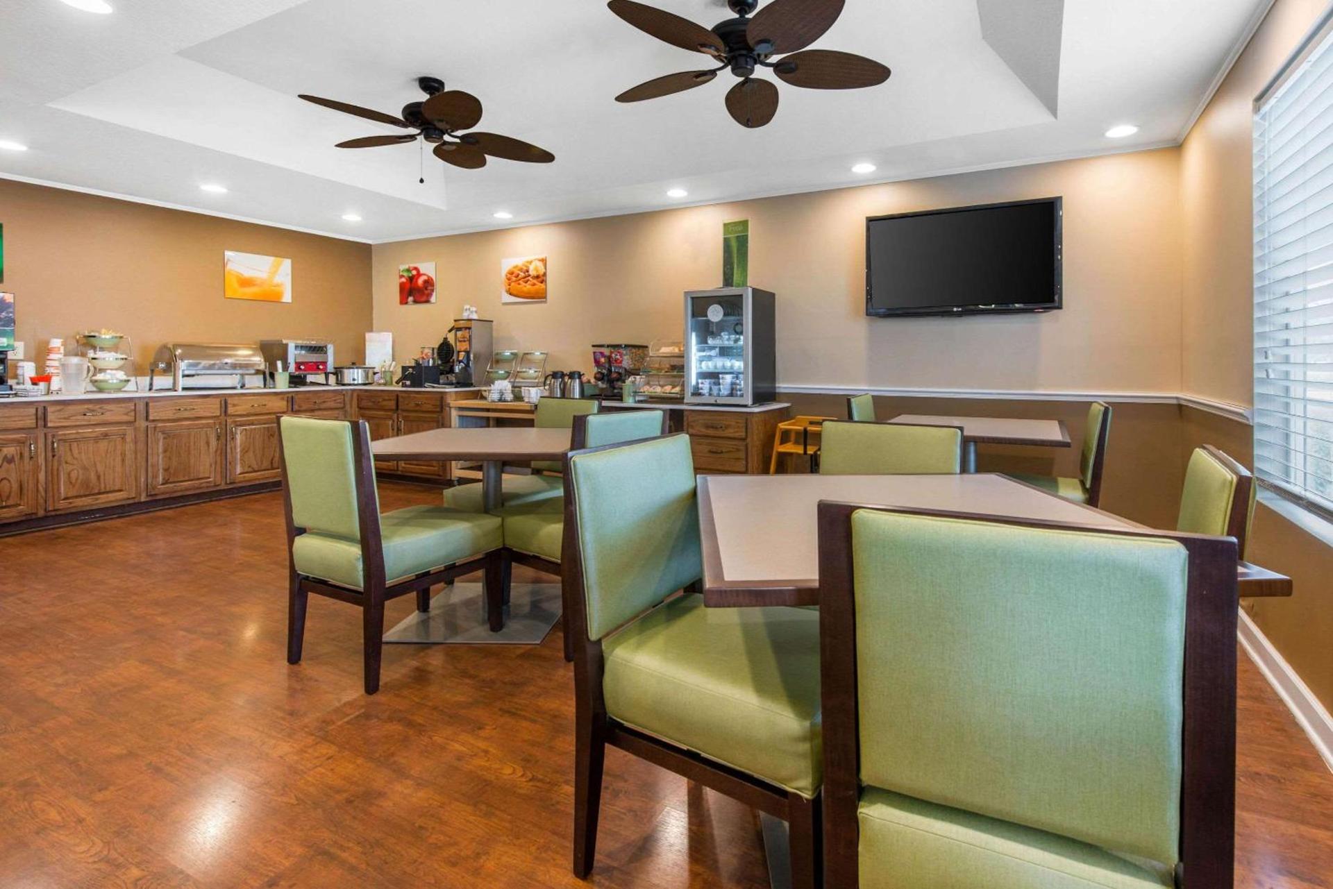 Quality Inn Palm Bay - Melbourne I-95 photo 39