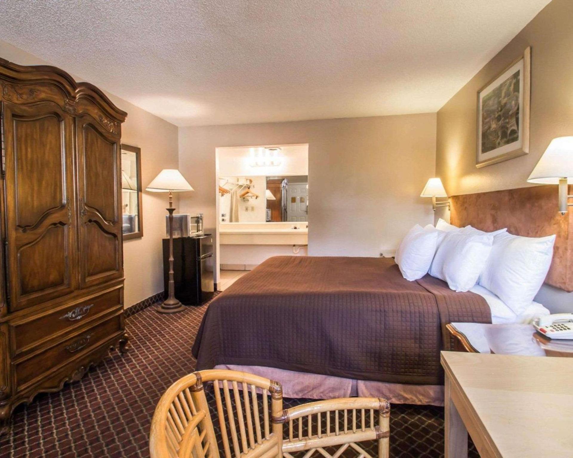 Rodeway Inn Apopka South photo 12