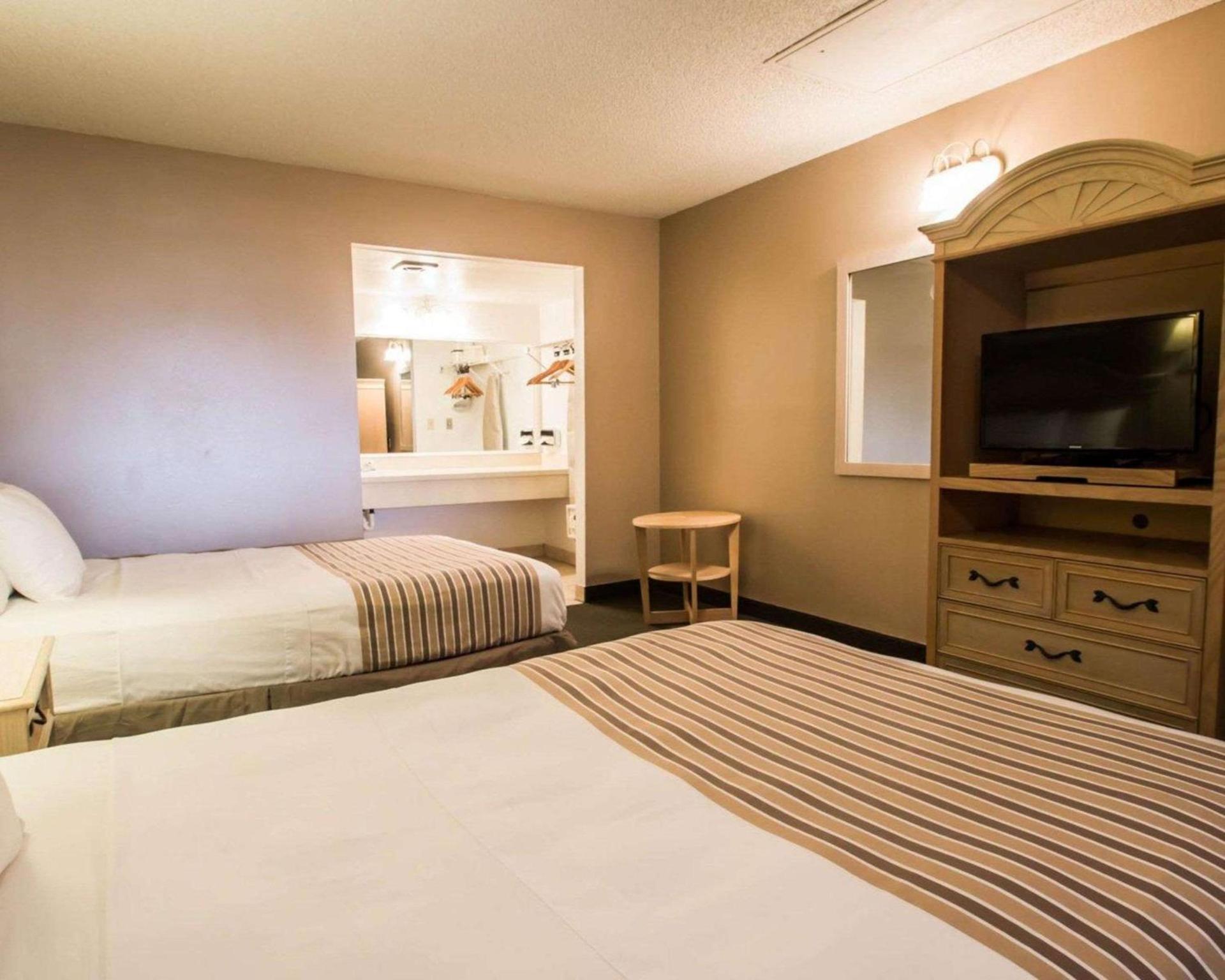Rodeway Inn Apopka South photo 8