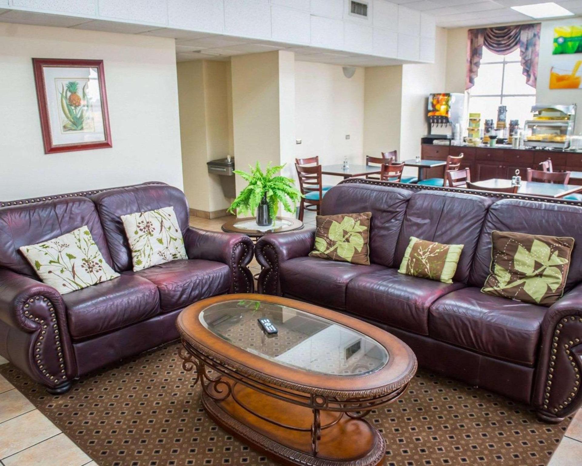 Quality Inn Chipley I-10 at Exit 120 photo 17