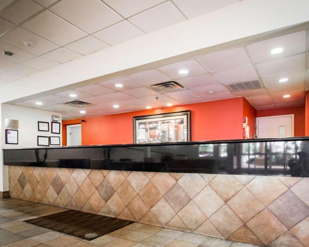Quality Inn & Suites Orlando / Winter Park photo 2