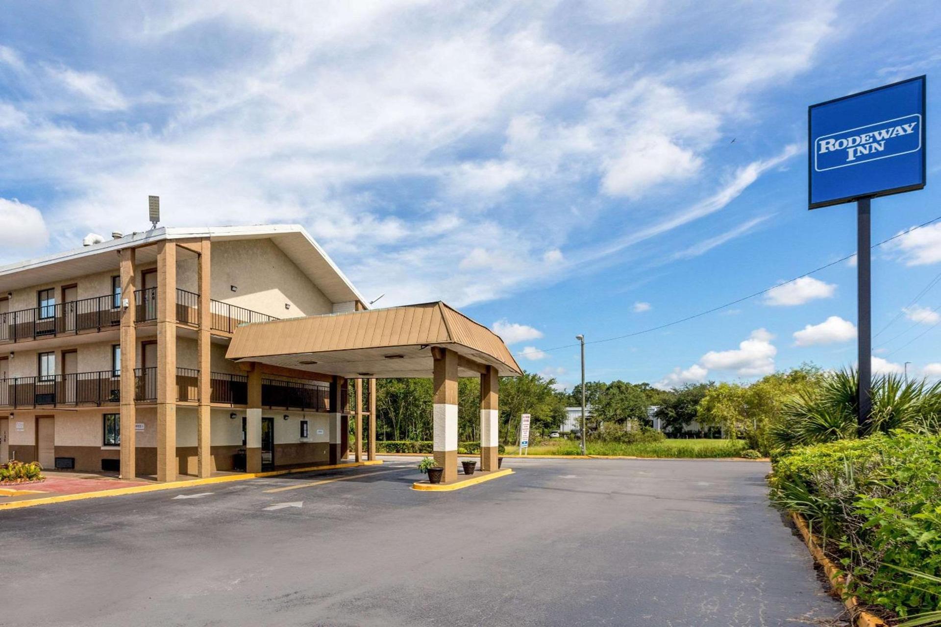Rodeway Inn Fairgrounds-Casino photo 1