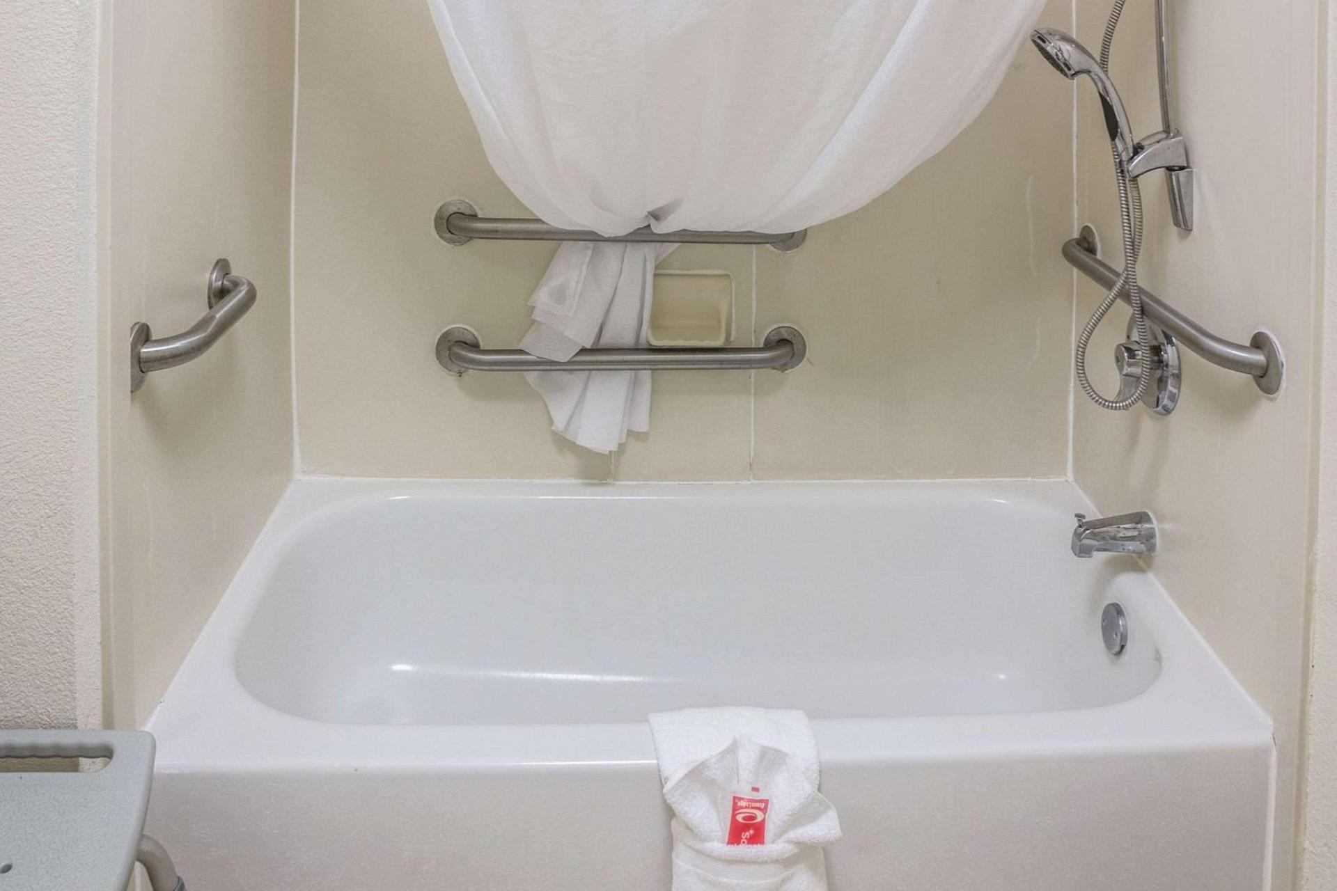 Econo Lodge Palm Coast Central photo 15