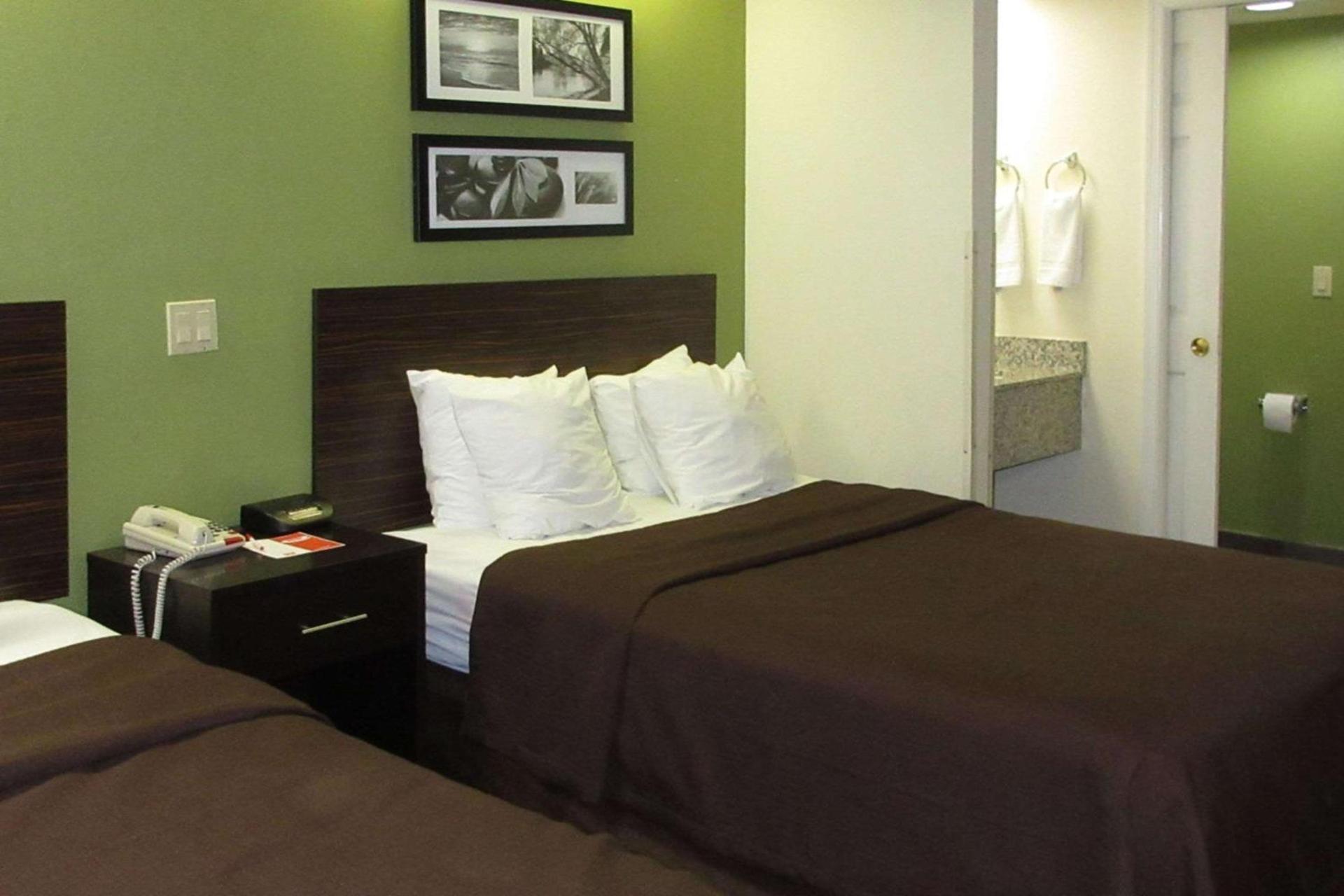 Ramada by Wyndham Albany GA photo 6