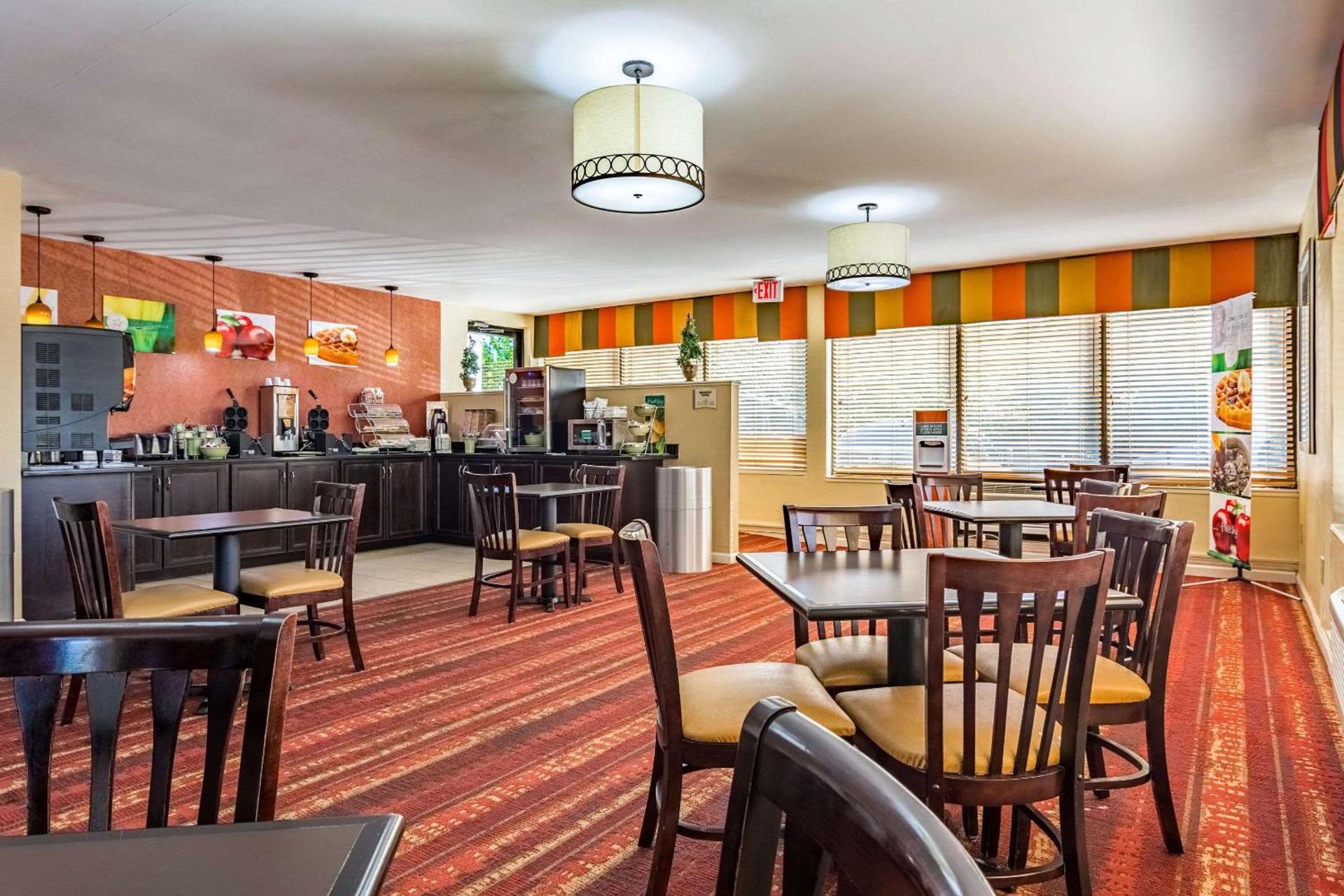 Quality Inn Columbus near Fort Benning photo 29