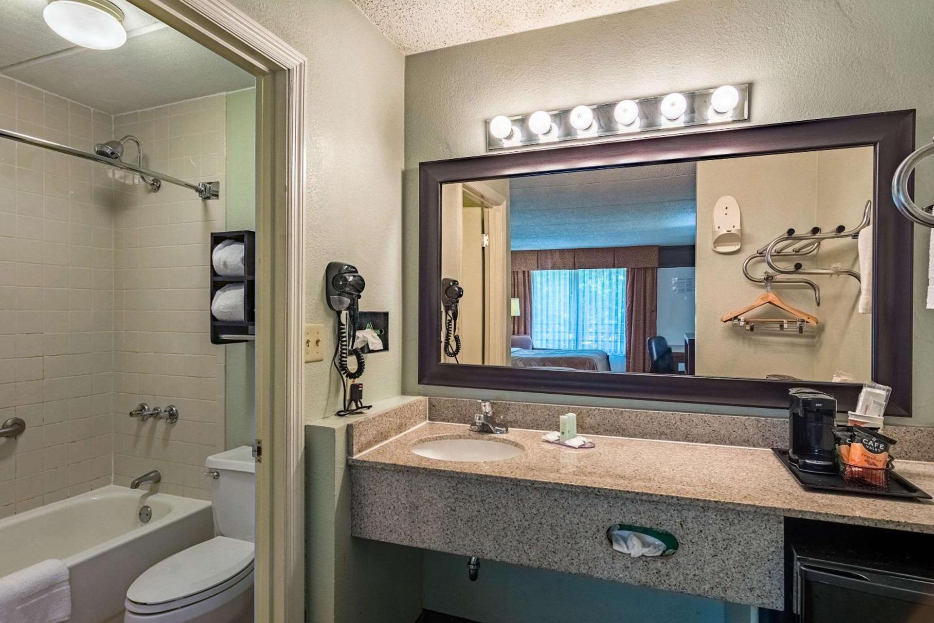 Quality Inn Columbus near Fort Benning photo 4