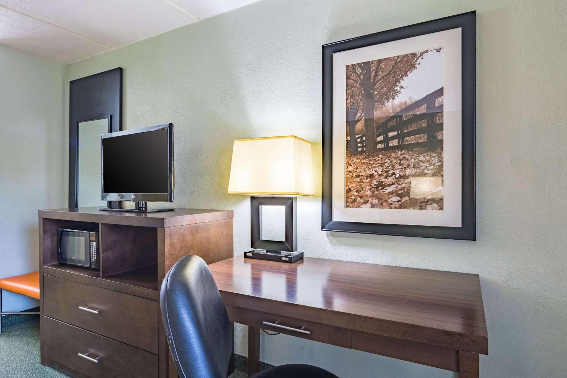 Quality Inn Columbus near Fort Benning photo 16