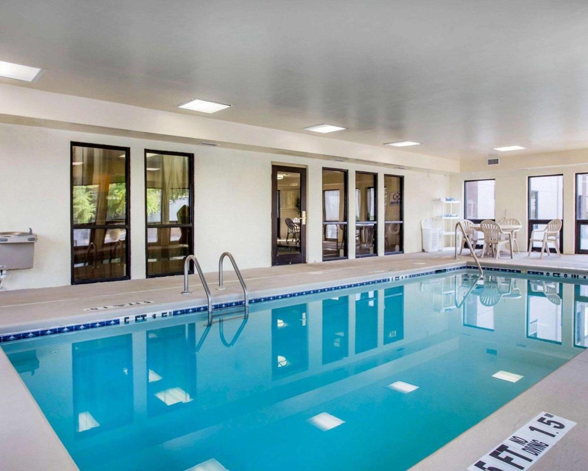 Comfort Inn & Suites at Stone Mountain photo 4