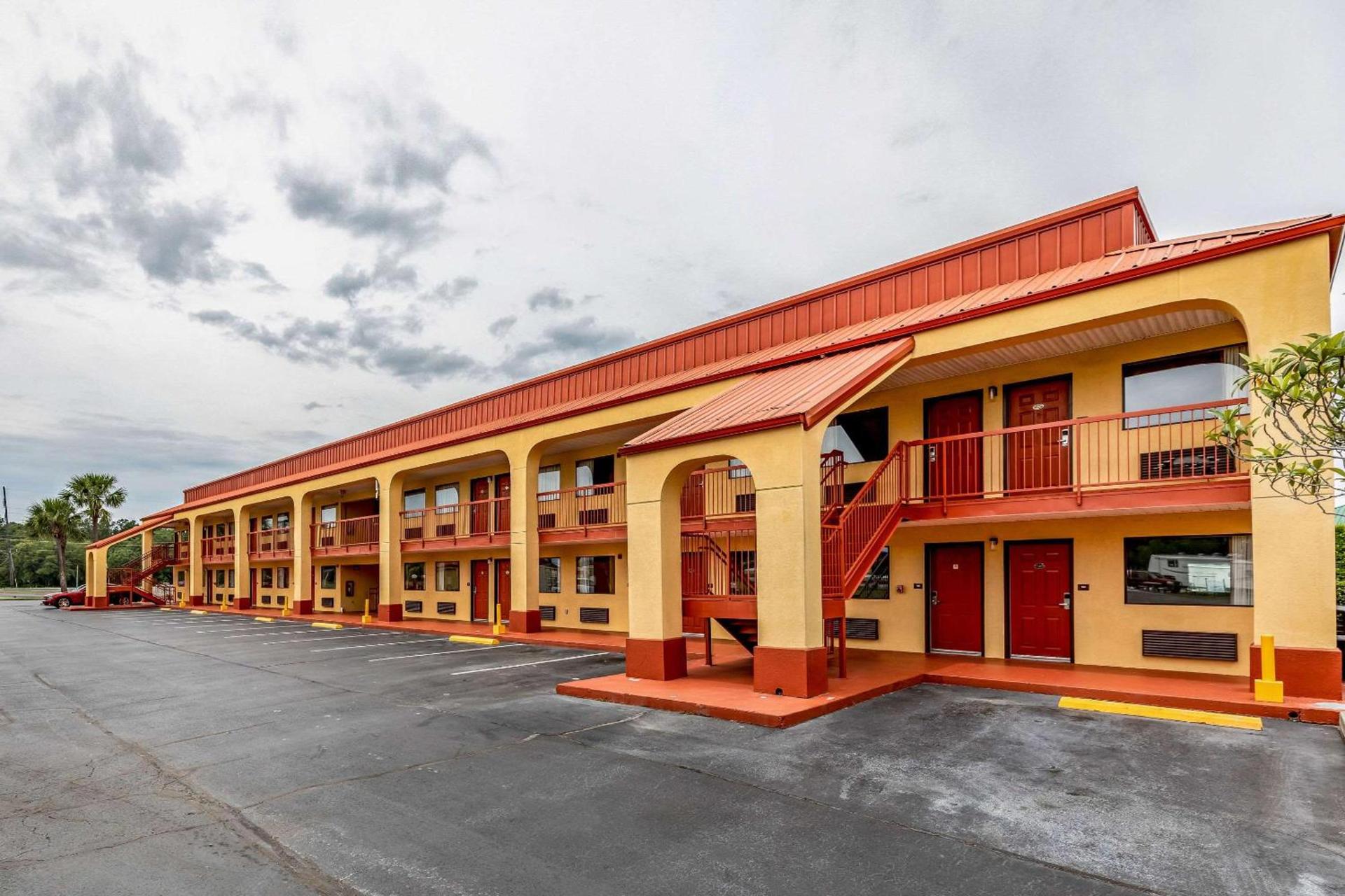 Econo Lodge Kingsland photo 4