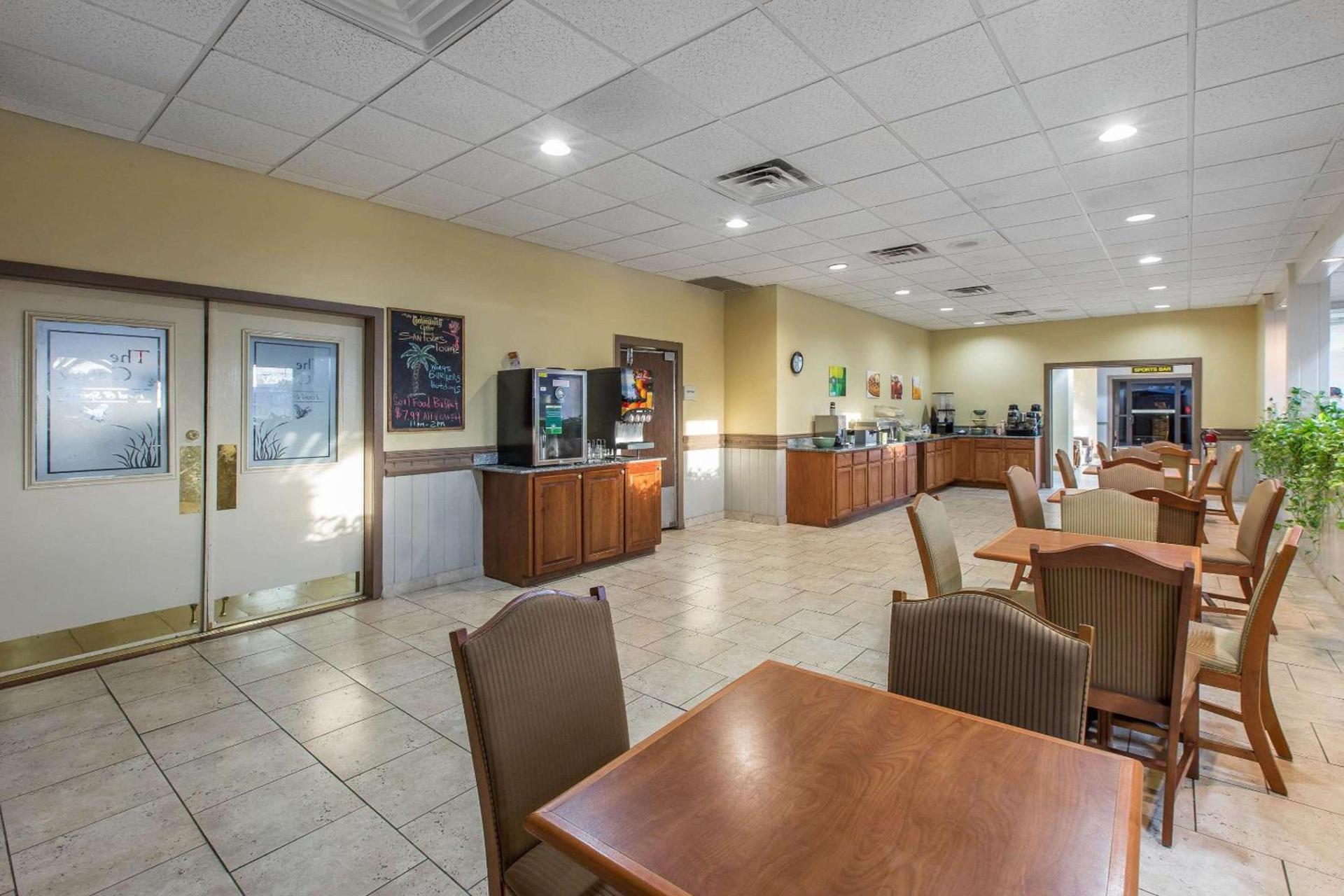 Quality Inn & Suites Conference Center Thomasville photo 26