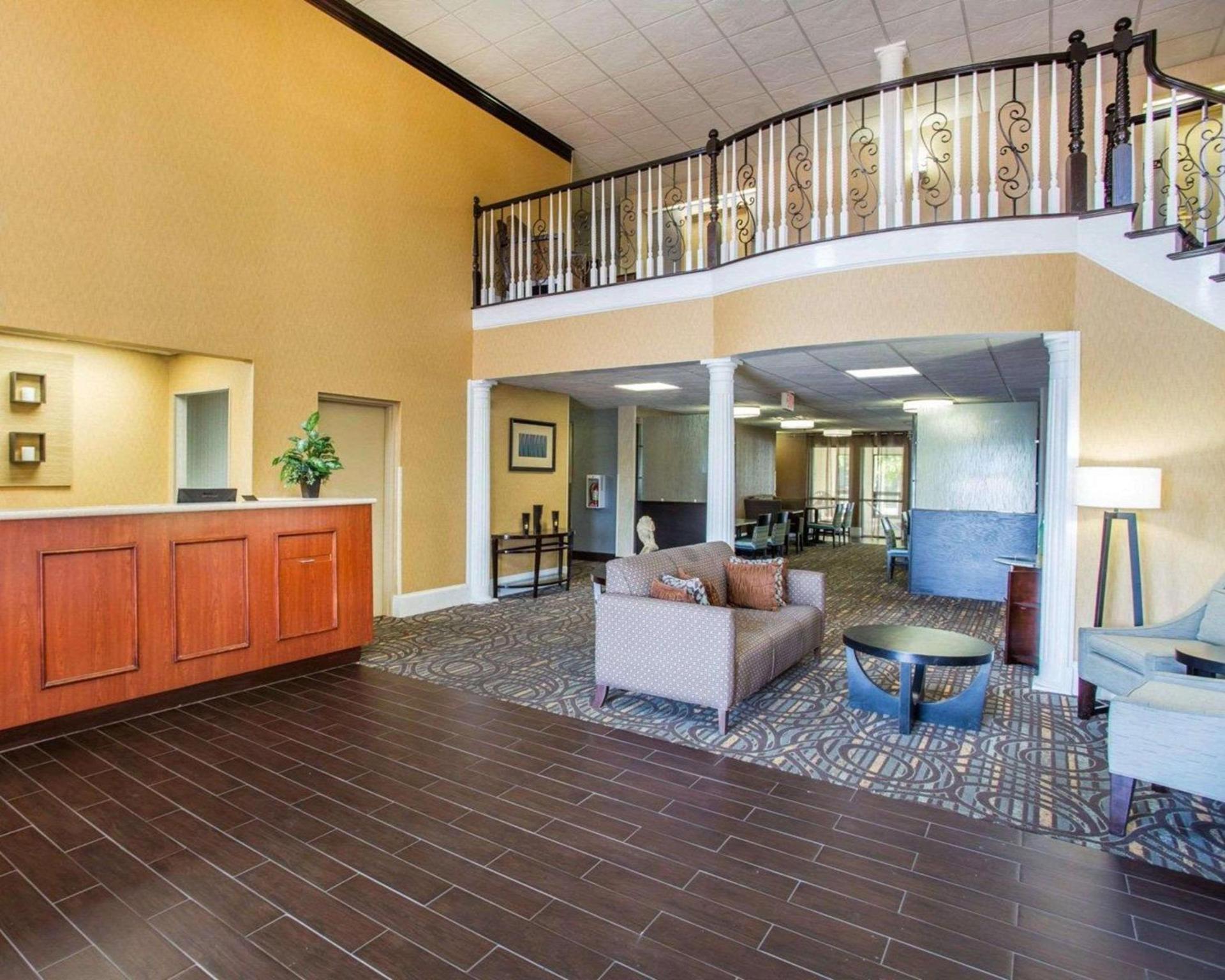 Comfort Inn & Suites at Stone Mountain photo 7