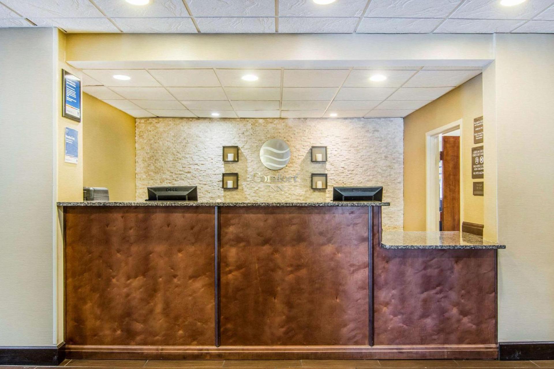 Comfort Inn Atlanta Downtown South photo 2