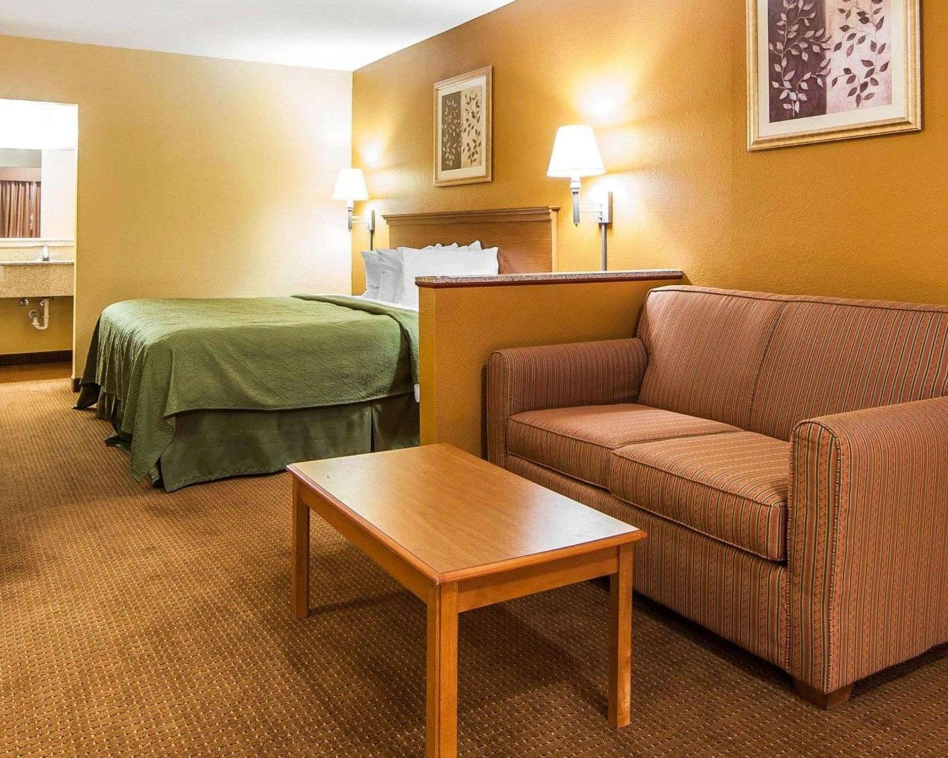 Quality Inn & Suites Cartersville North photo 26