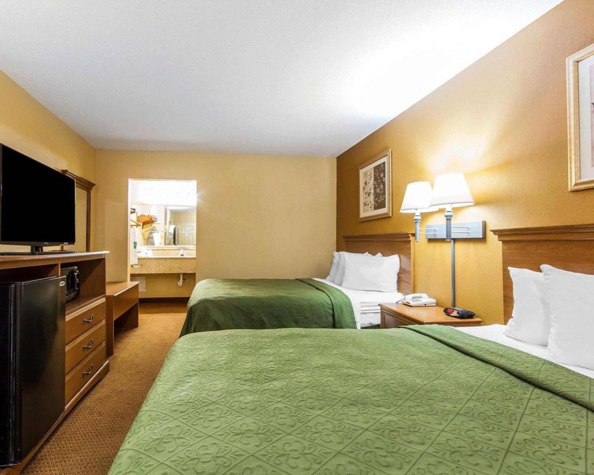 Quality Inn & Suites Cartersville North photo 35
